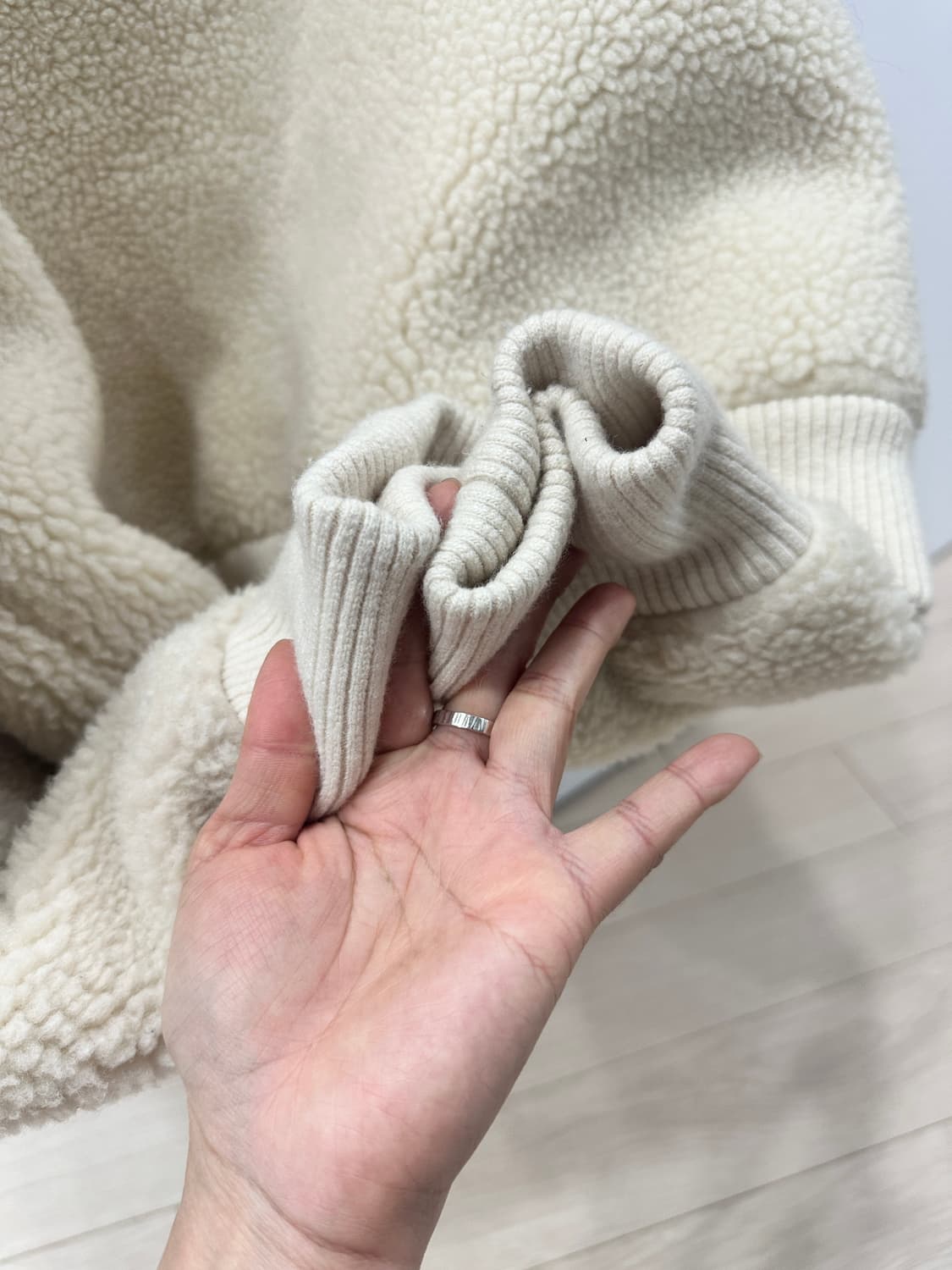 유메르 줄리 봄버 시어링 무스탕 상품이미지8