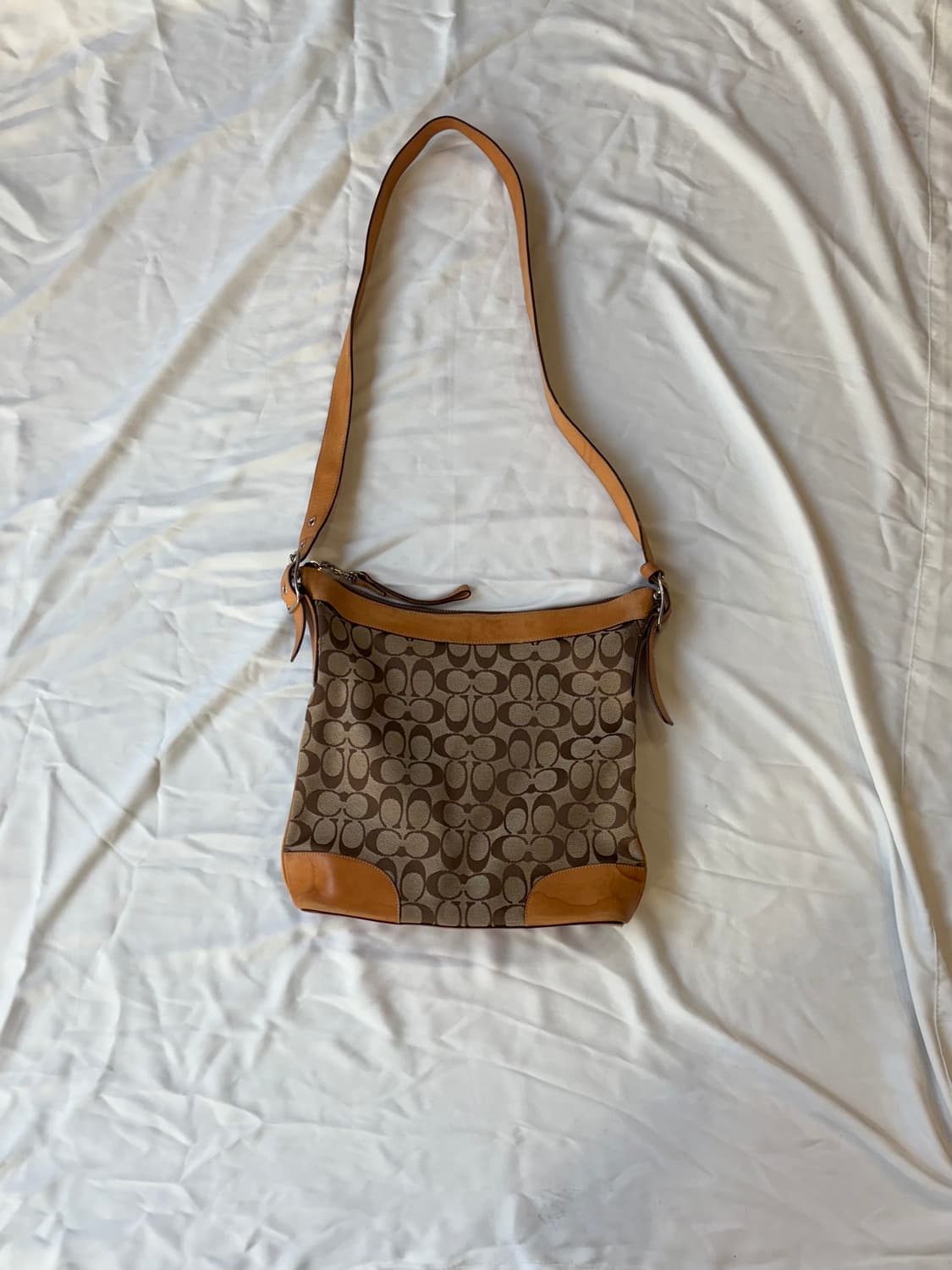 Coach 숄더백 상품이미지1