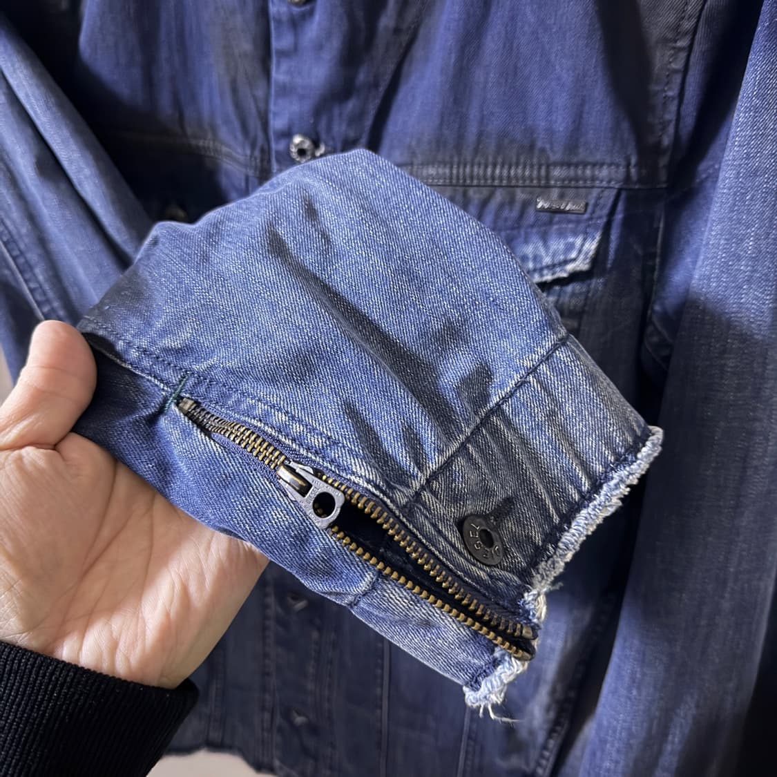 디젤 조말트 라운드넥 데님 자켓 (남성 100-슬림 105) 상품이미지3