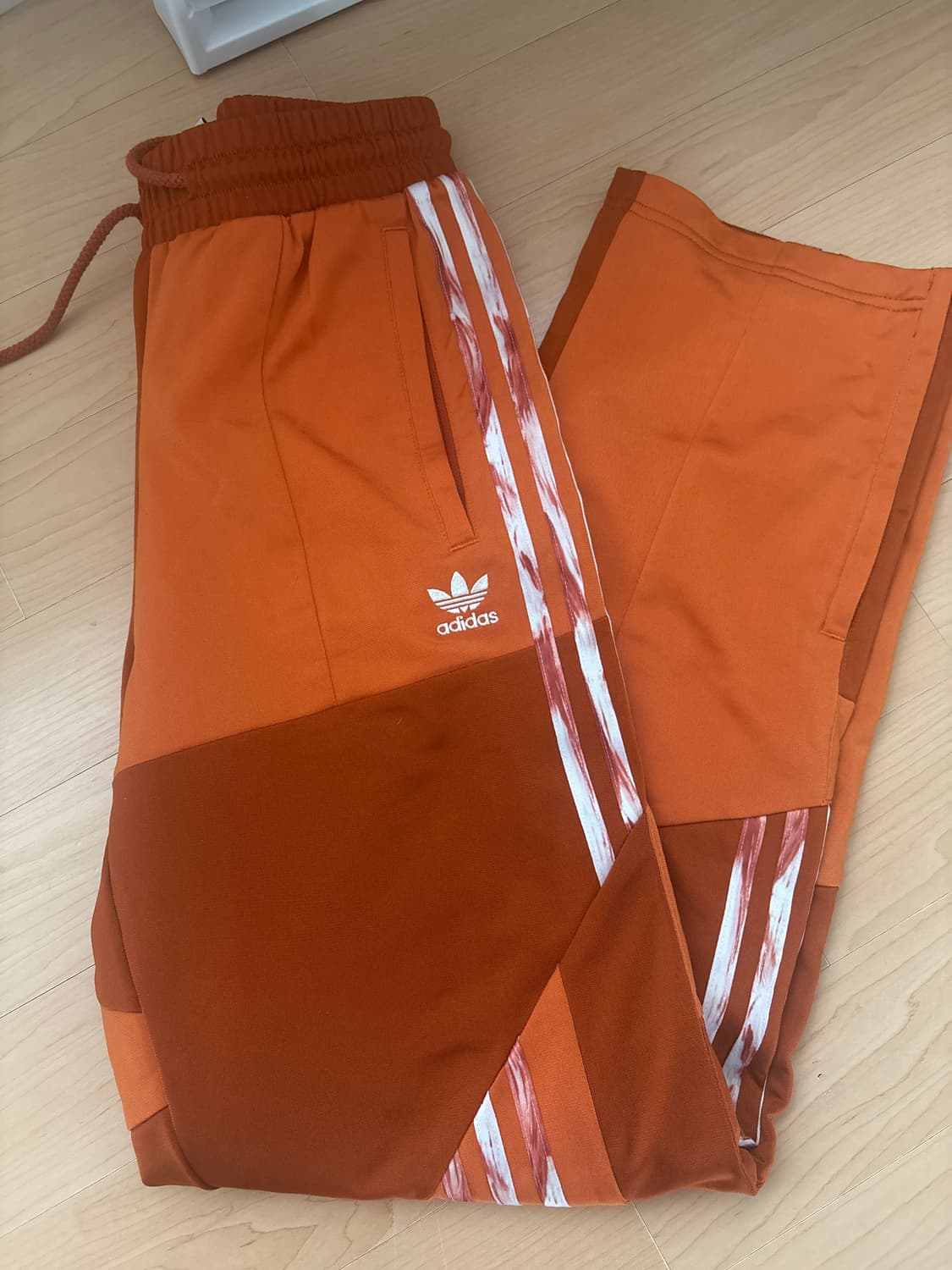 아디다스 파이어버드 트랙 팬츠 FN2781 상품이미지2