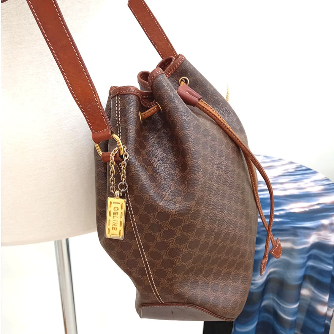 셀린느(CELINE) 빈티지 매카담 버킷백 드로스트링 숄더백 복조리백 상품이미지2