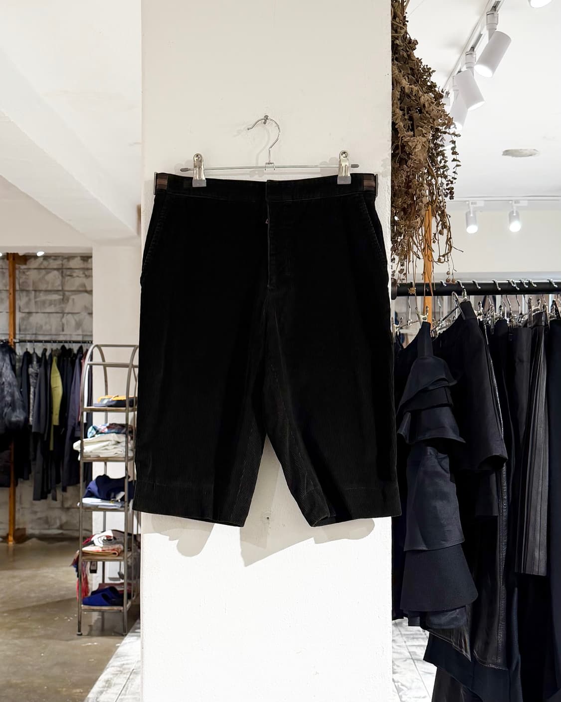 프라다 스포츠 카키 코듀로이 벨티드 숏팬츠 상품이미지1