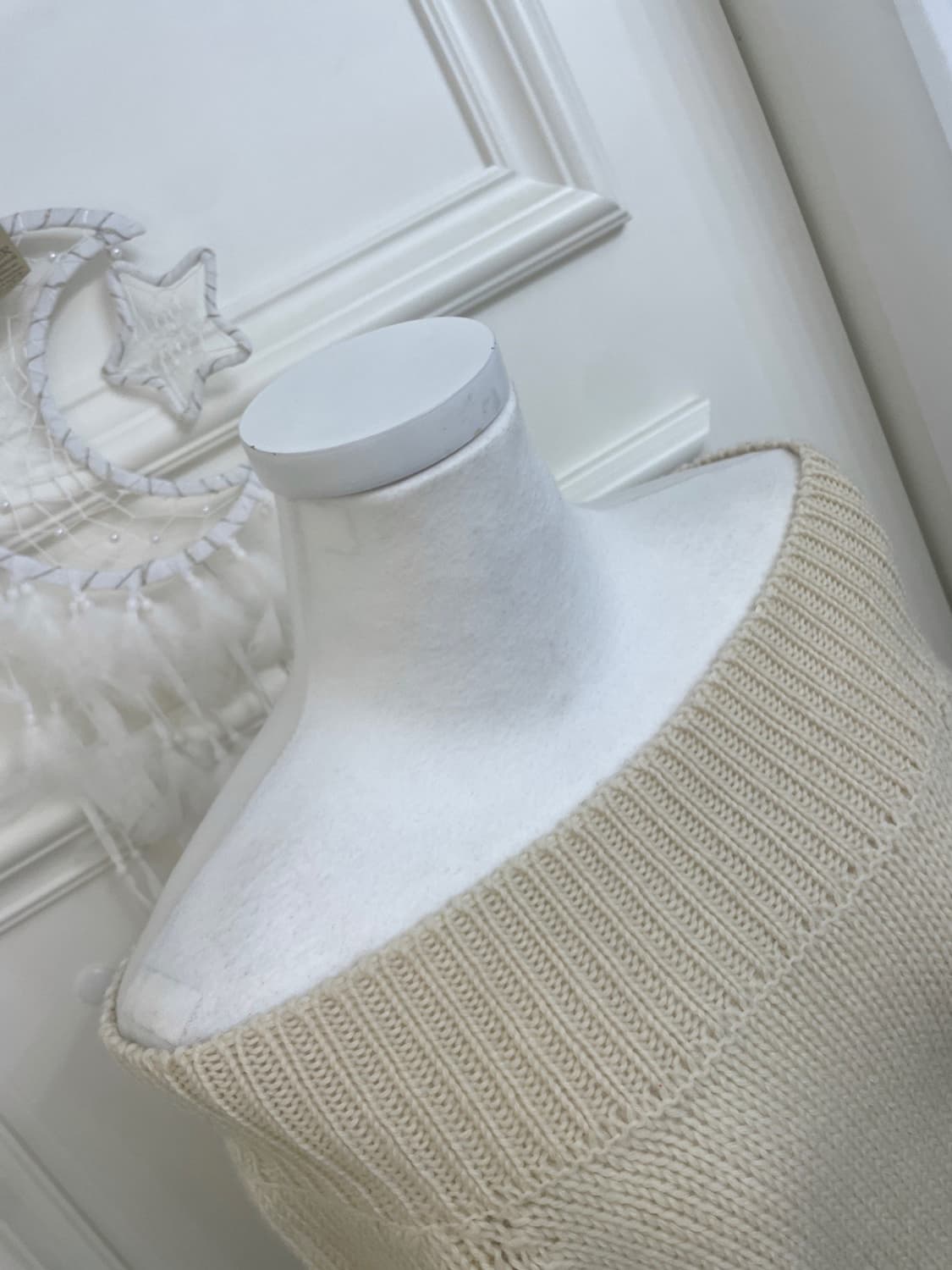 ivory warm off-shoulder wool100% sweater 상품이미지7