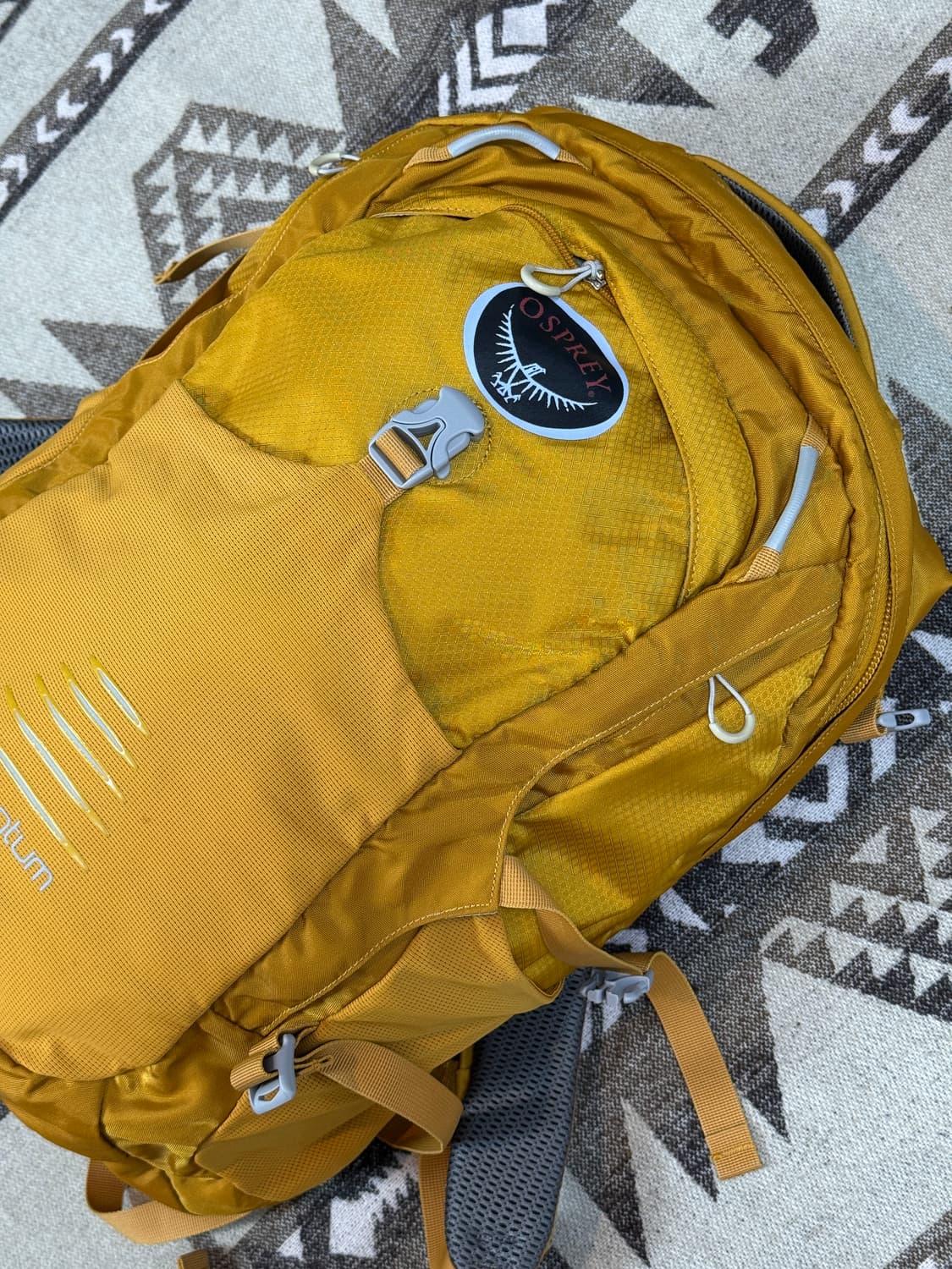 오스프리(Osprey) 퀀텀 백팩 34L 상품이미지3