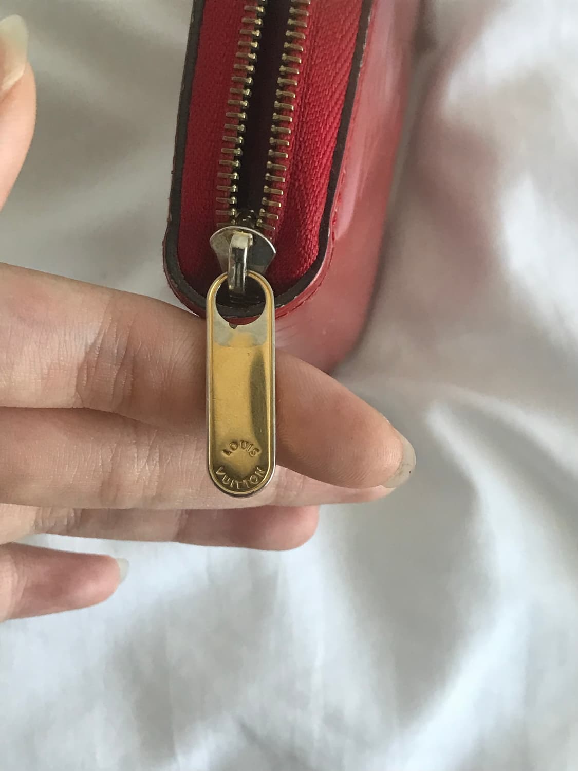 루이비통  2012 모노그램 베르니 지피 동전 지갑 상품이미지3