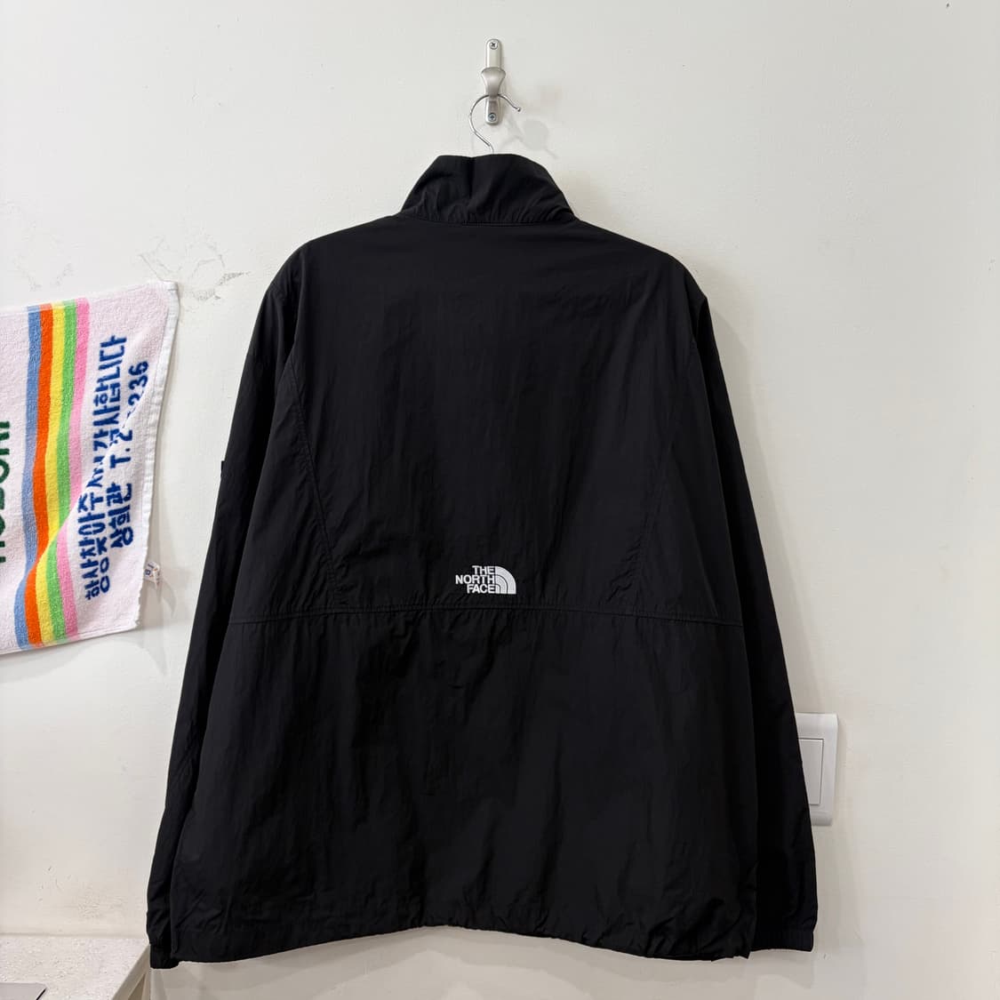 188. 노스페이스 센터로고 바람막이 자켓 상품이미지3