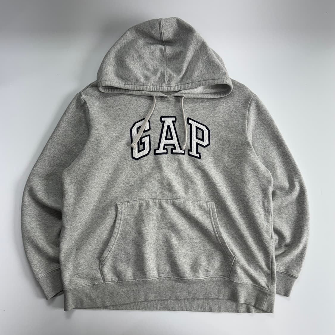 Gap 갭 화이트 로고 그레이 후드티 상품이미지3