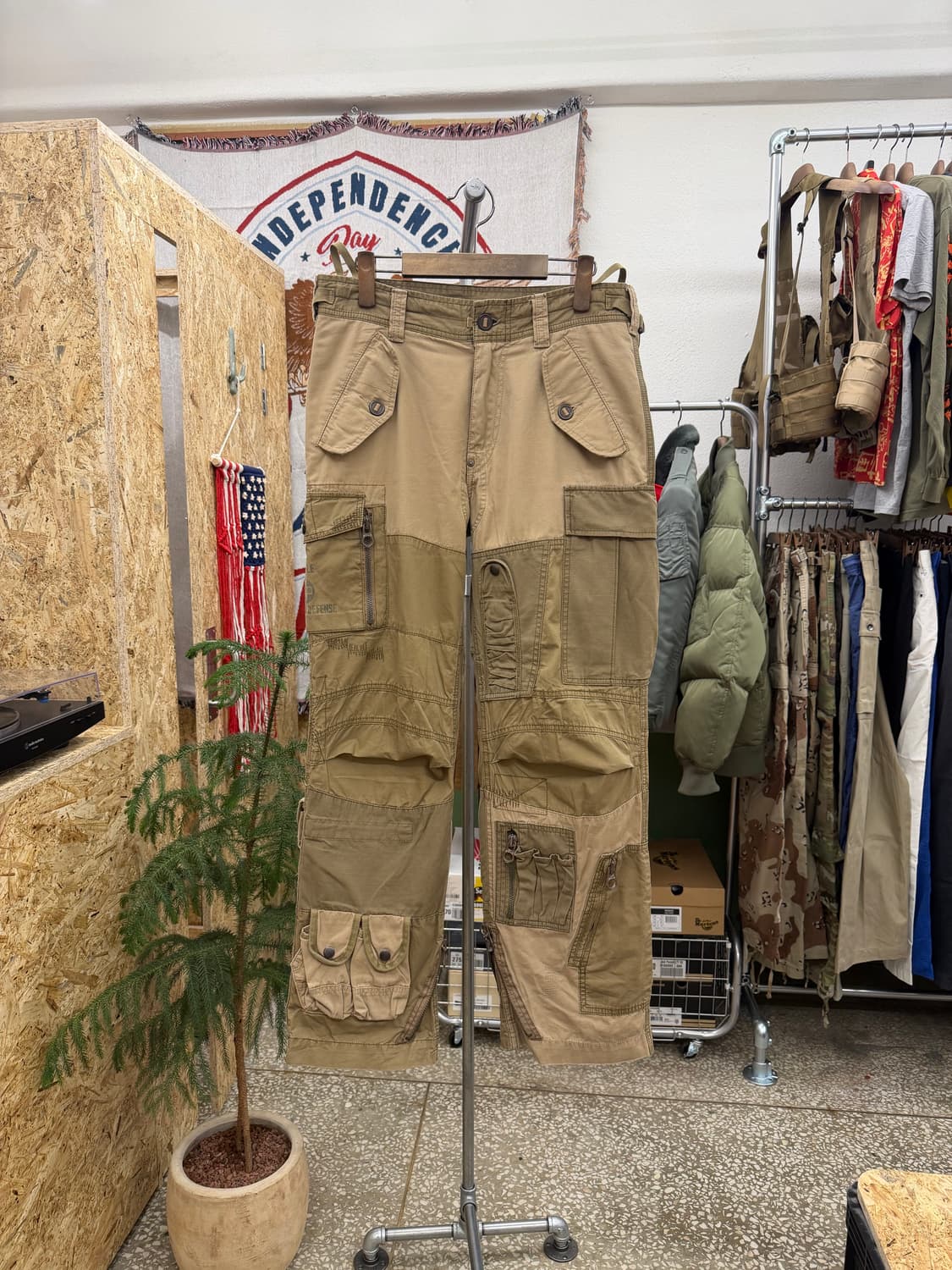 폴로 파라슈트 플라이트 팬츠 상품이미지1