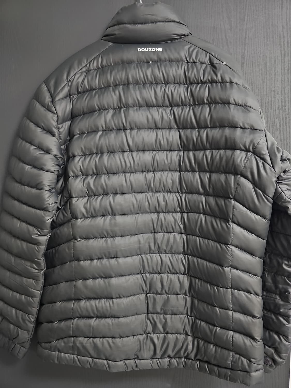 빈폴 정품 남성 구스경량패딩 100사이즈 팝니다 상품이미지3