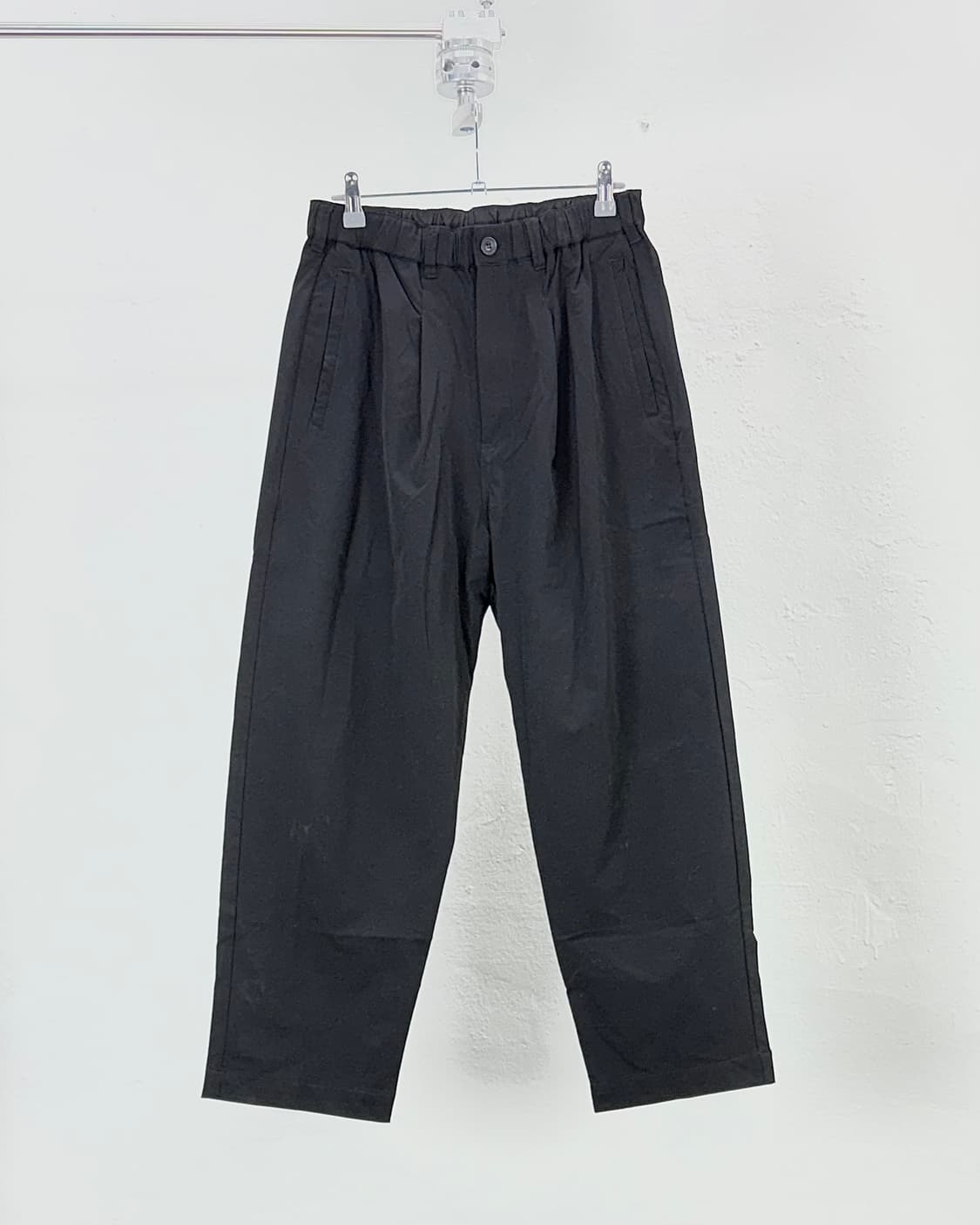 나나미카 벤타 블랙 크리드 폴리 바디 크롭 팬츠 상품이미지1