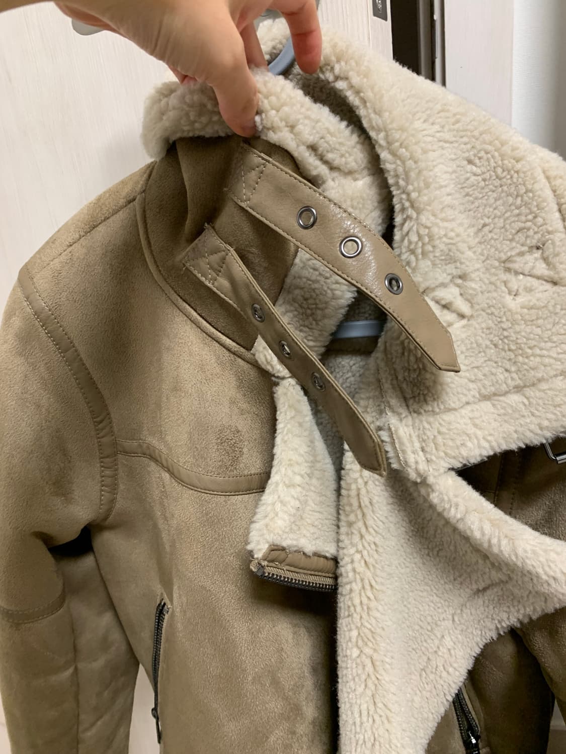 zara 무스탕 새상품 상품이미지3
