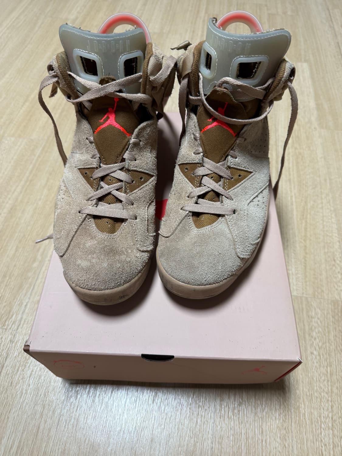 조던 6 x 트래비스 스캇 레트로 SP 브리티쉬 카키 280 상품이미지1