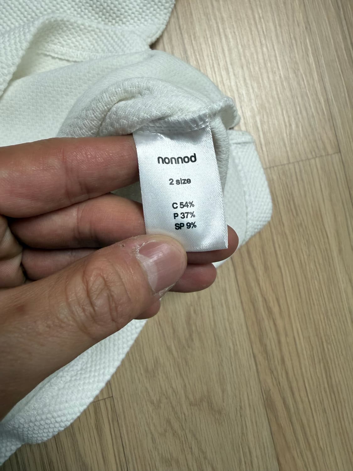 논노드 핑거홀헨리닉티셔츠  화이트 2size 상품이미지3