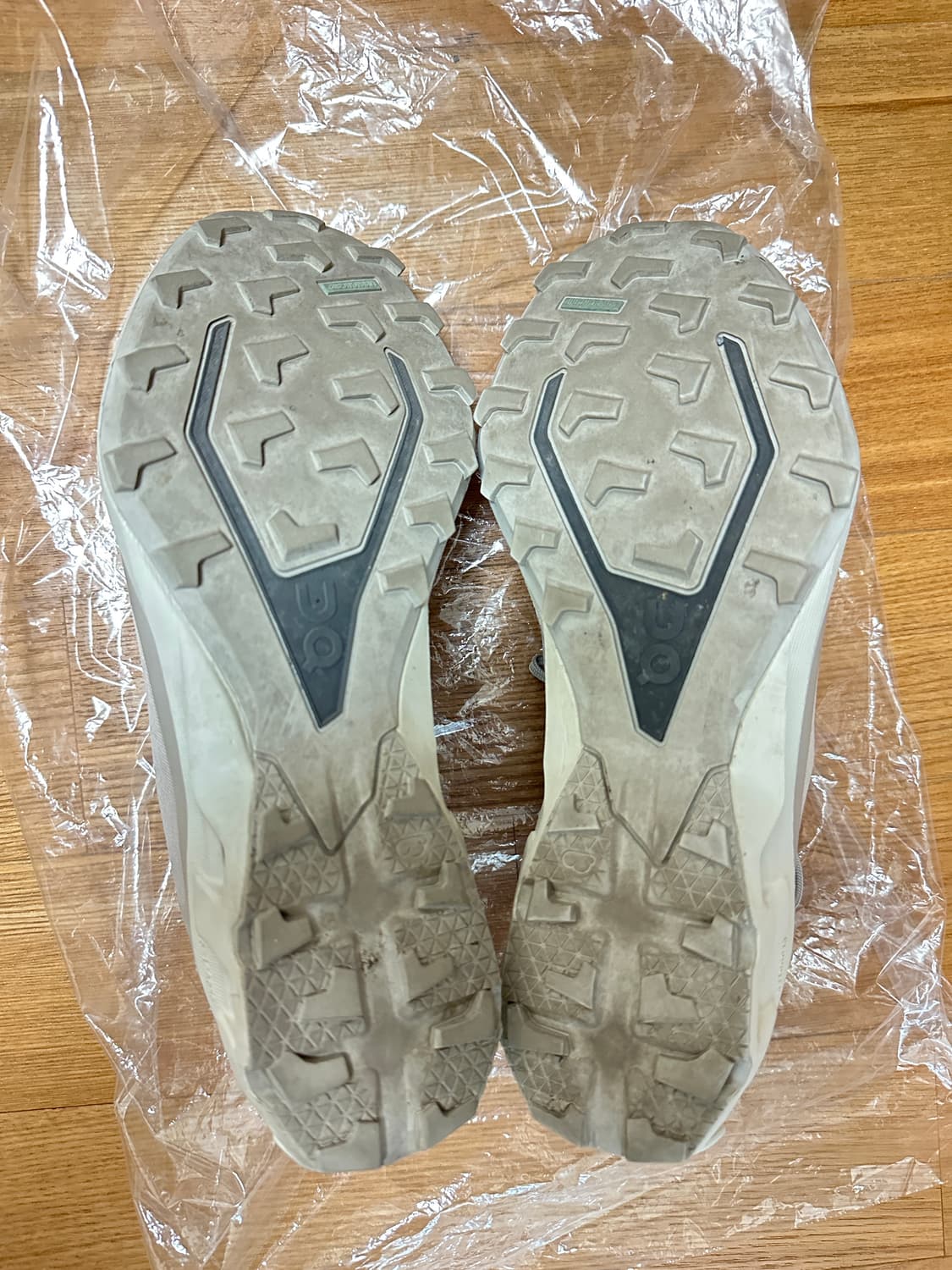 [260] 온러닝 파프 클라우드 벤쳐 아이스문 상품이미지2