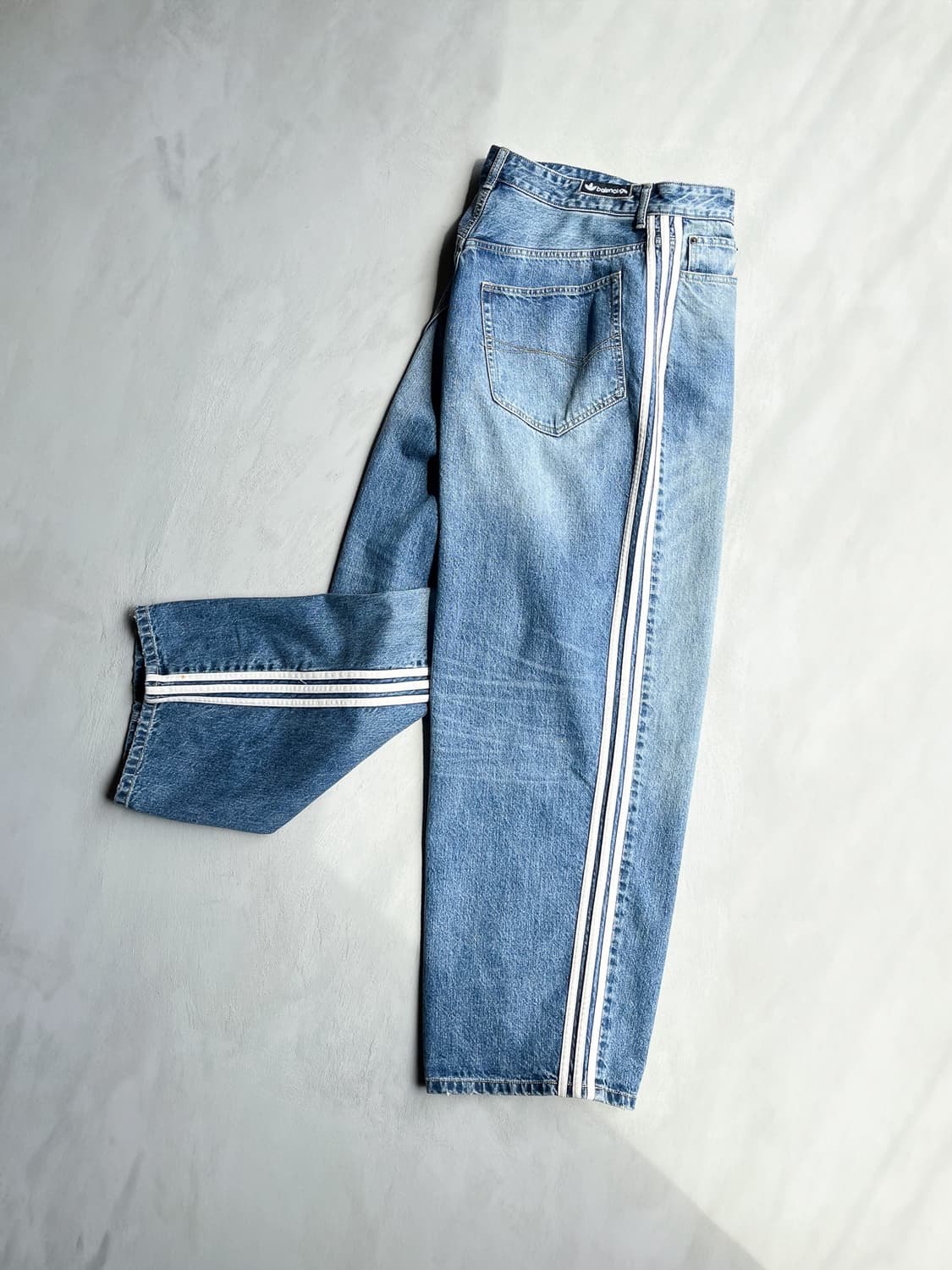 Balenciaga x Adidas 상품이미지1