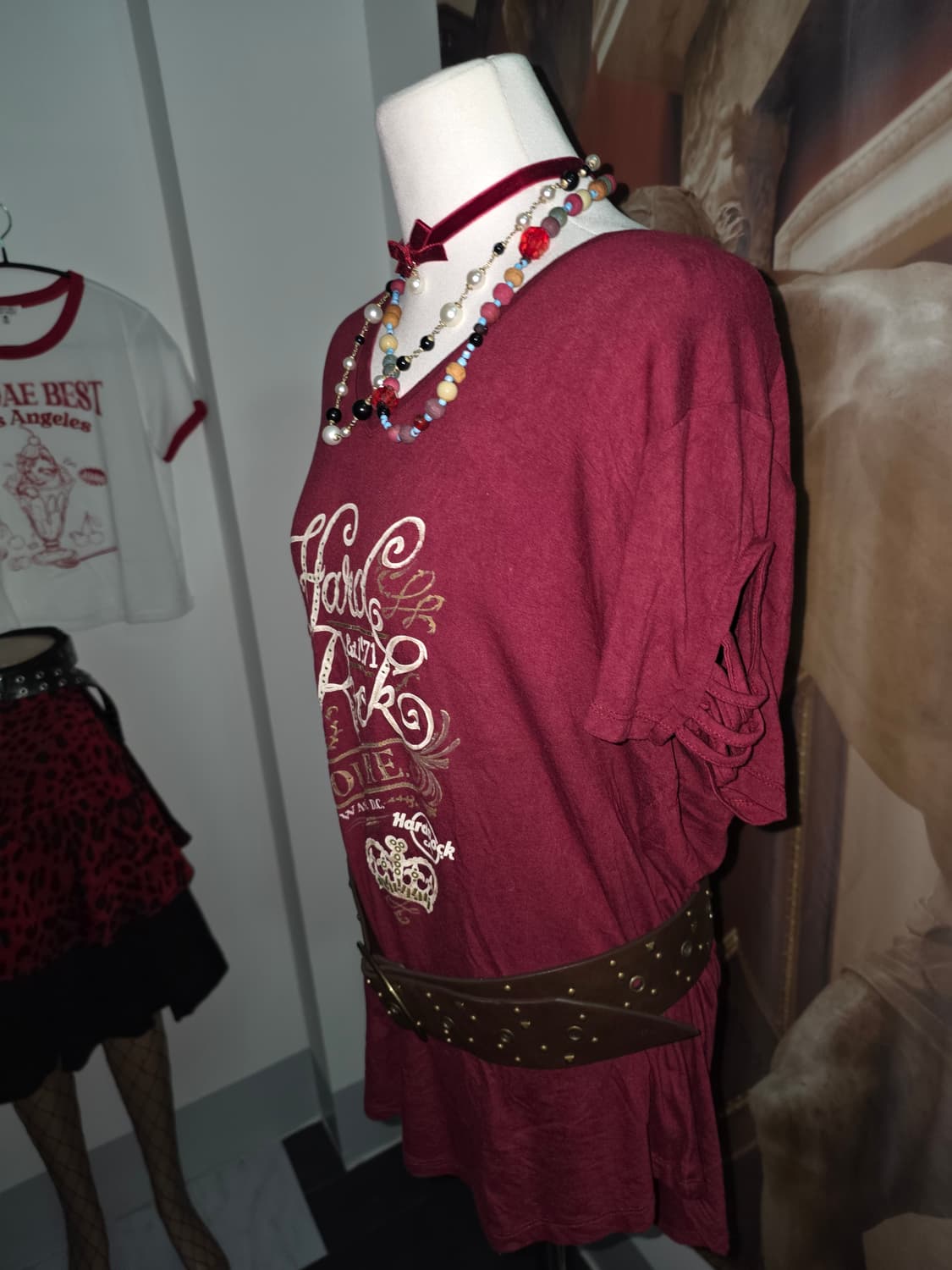 HARD ROCK COUTURE 비스코스 와이드 V넥 티셔츠 상품이미지1