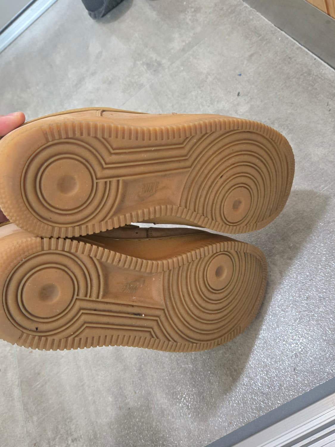 나이키 에어포스 된장포스 275 상품이미지4