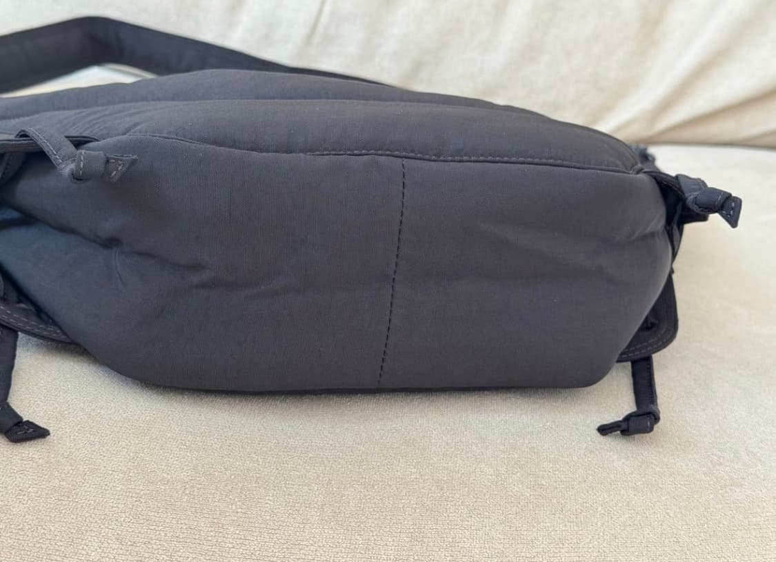 르메르 소프트게임백 스몰 다크초코 상품이미지8