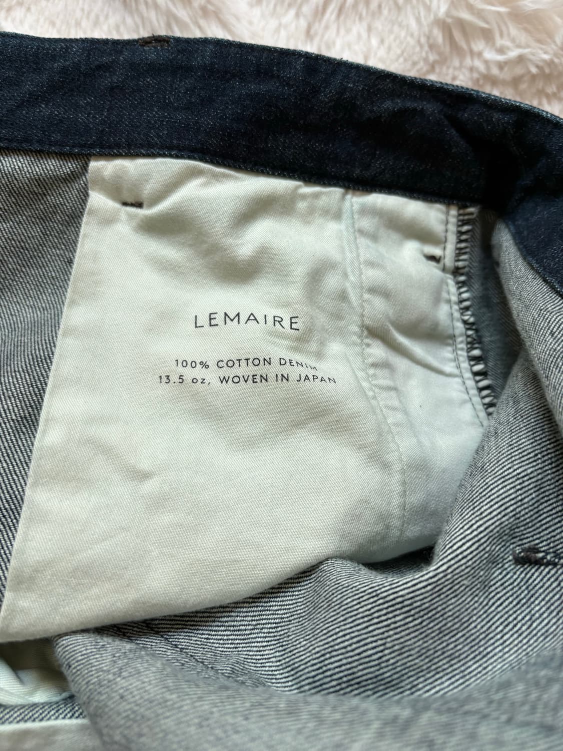 르메르 24fw 트위스티드 벨티드 데님 팬츠 인디고 / L 상품이미지5