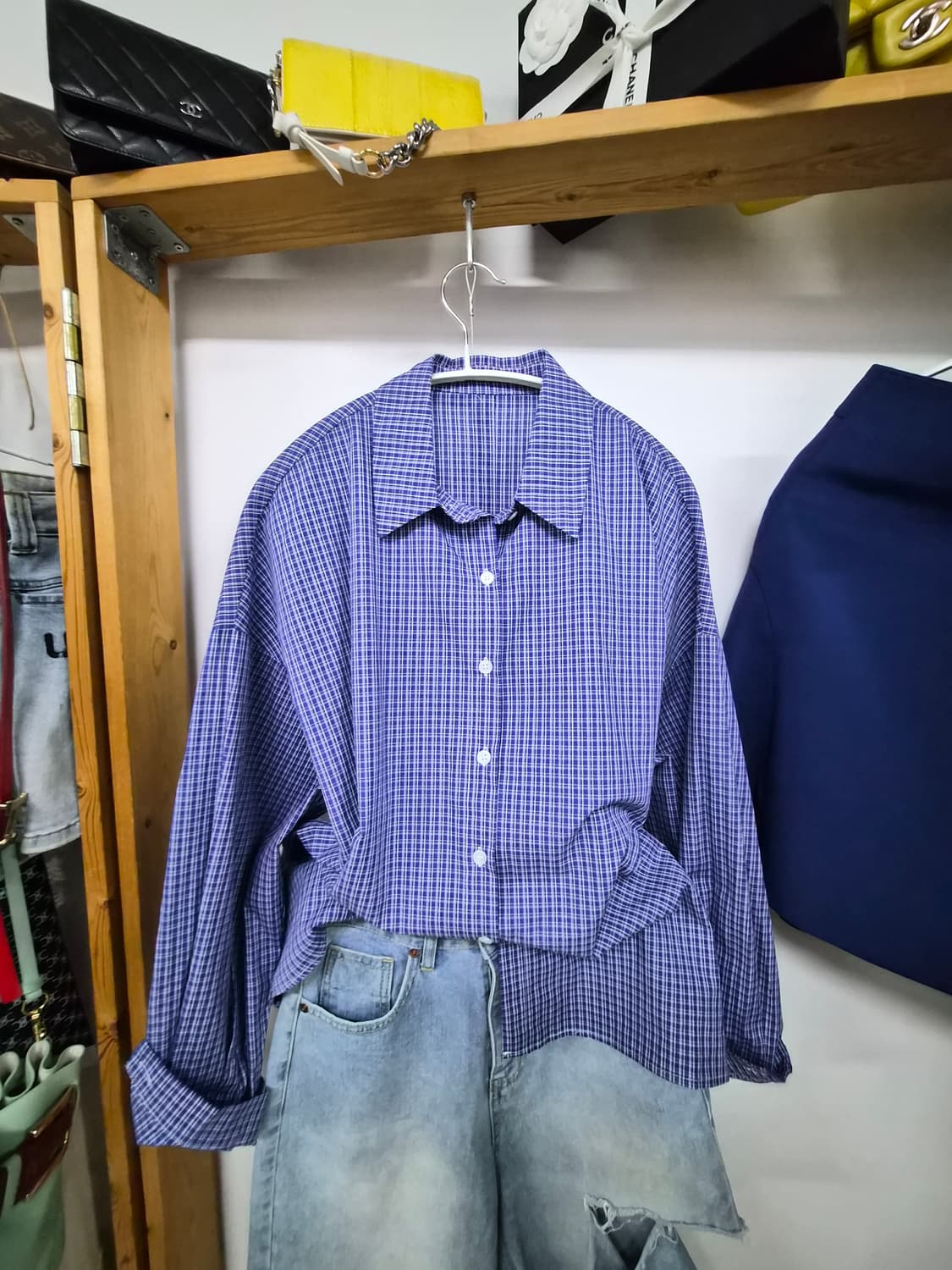 백오픈 체크 박시셔츠. 시스템 플레어스커트 상품이미지3