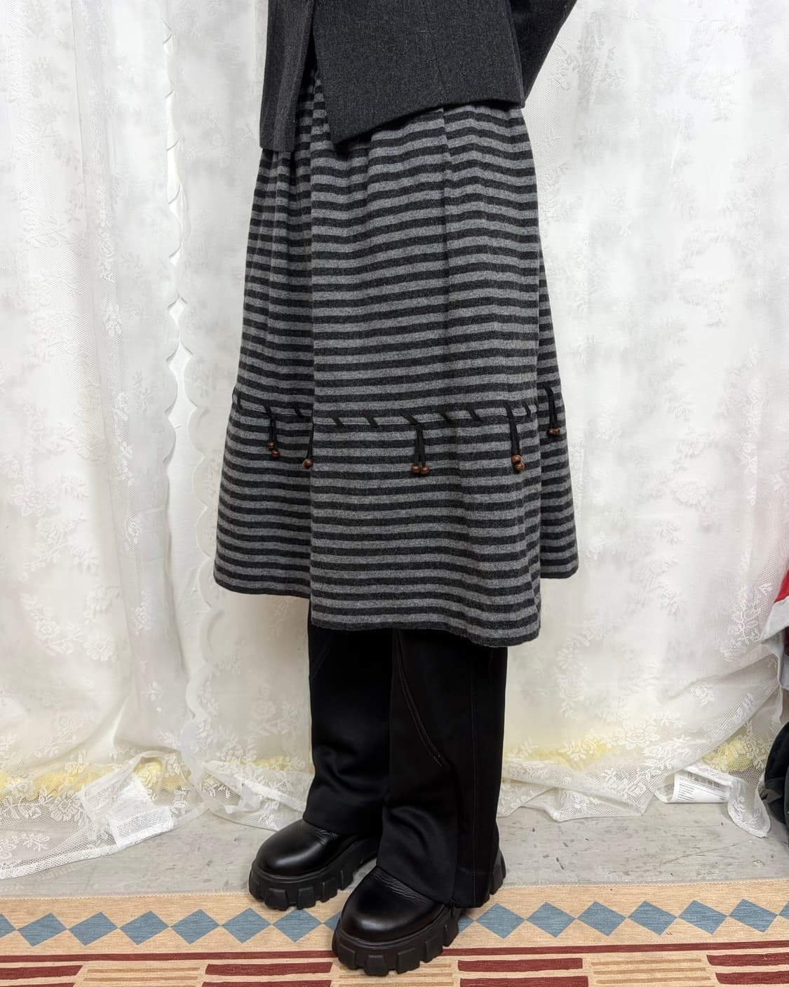 Wood bead stripe midi skirt 상품이미지7