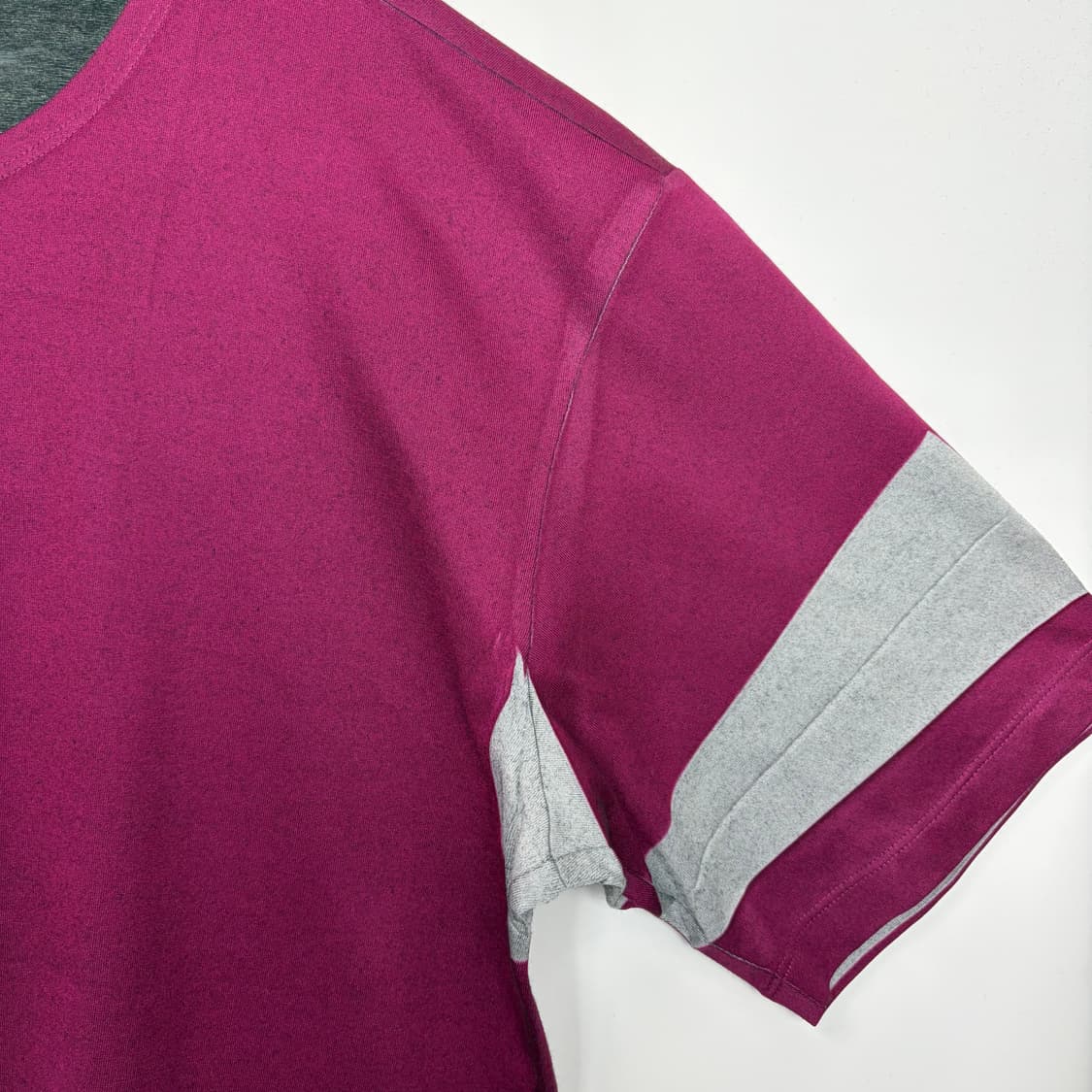 이세이미야케 맨 패턴 반팔 티셔츠 상품이미지4