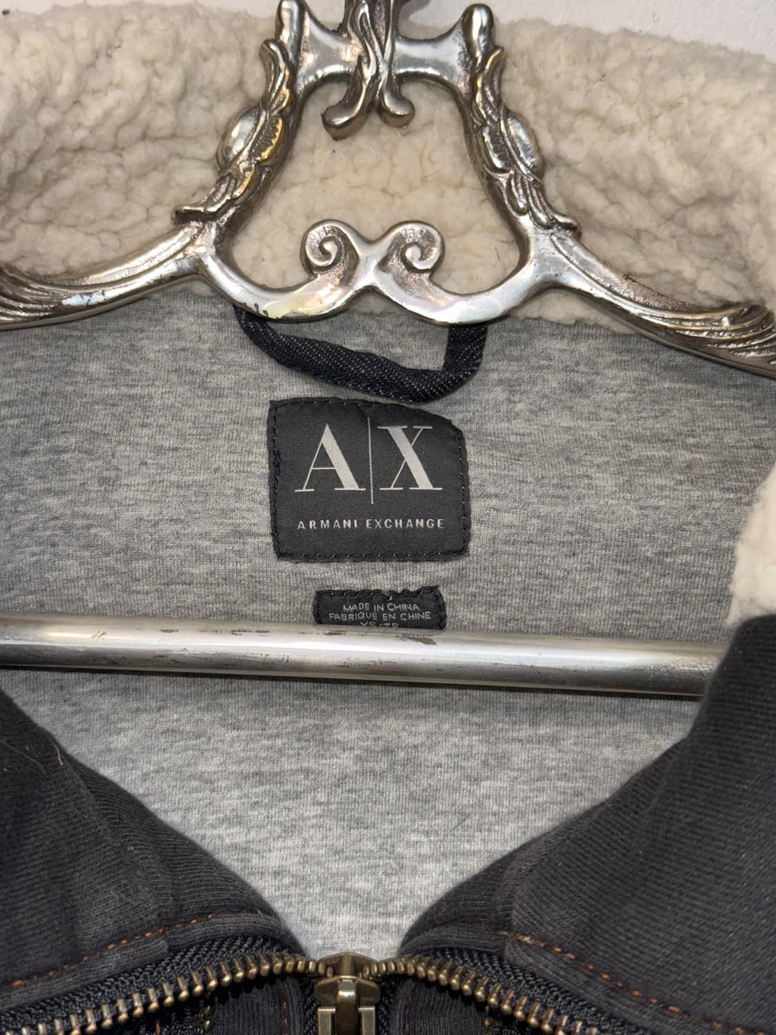 Armani Exchange raw denim fur 투웨이 집업 상품이미지5