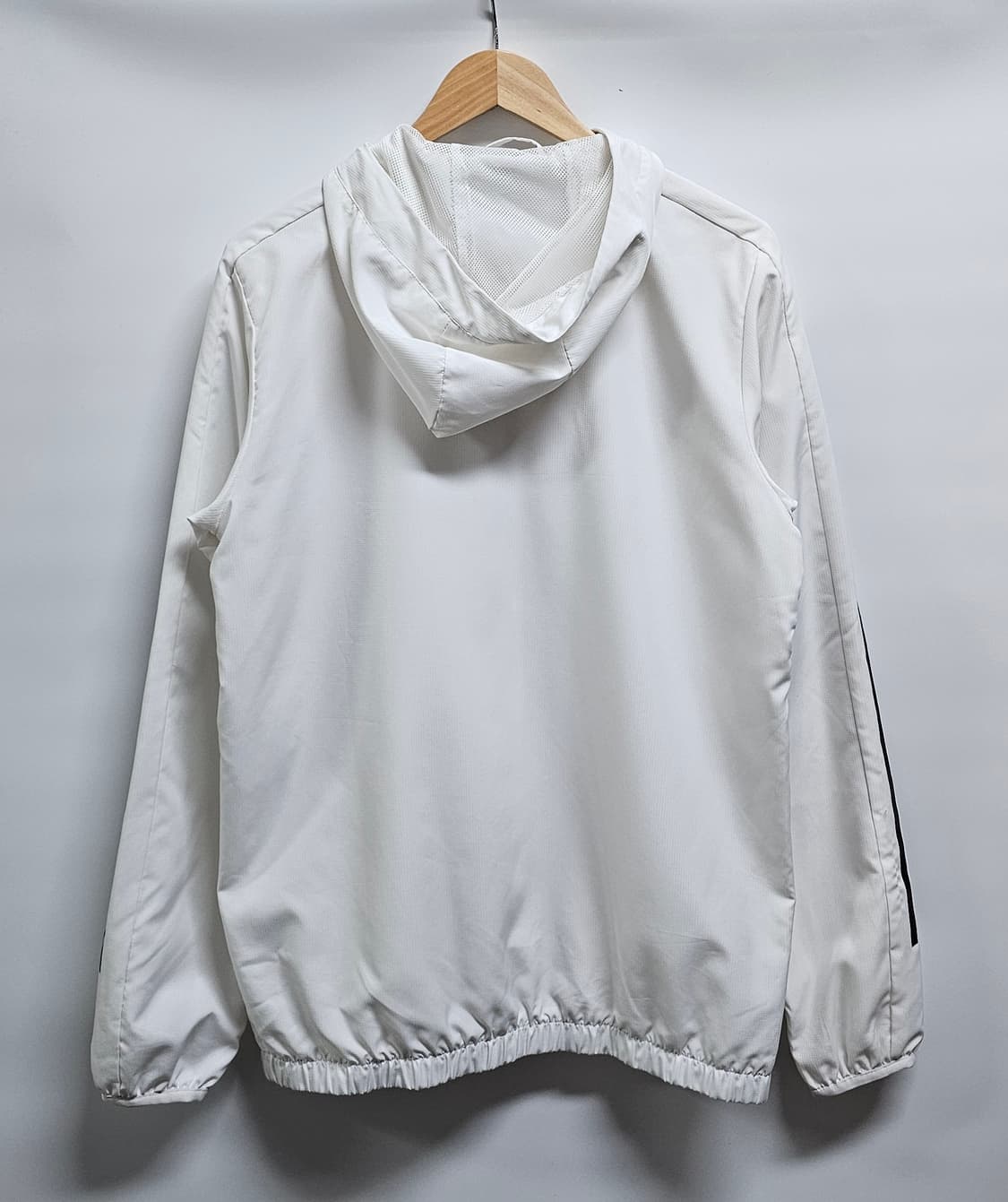 아디다스 화이트 후드 바람막이 L 상품이미지2