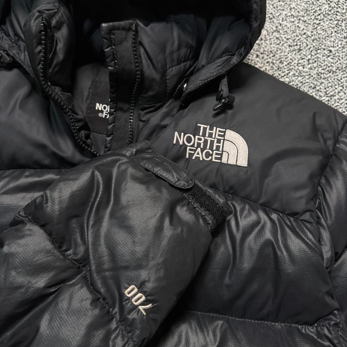 Name : 노스페이스 700 블랙컬러 후드 탈부착 눕시 패딩 :)  상품이미지5