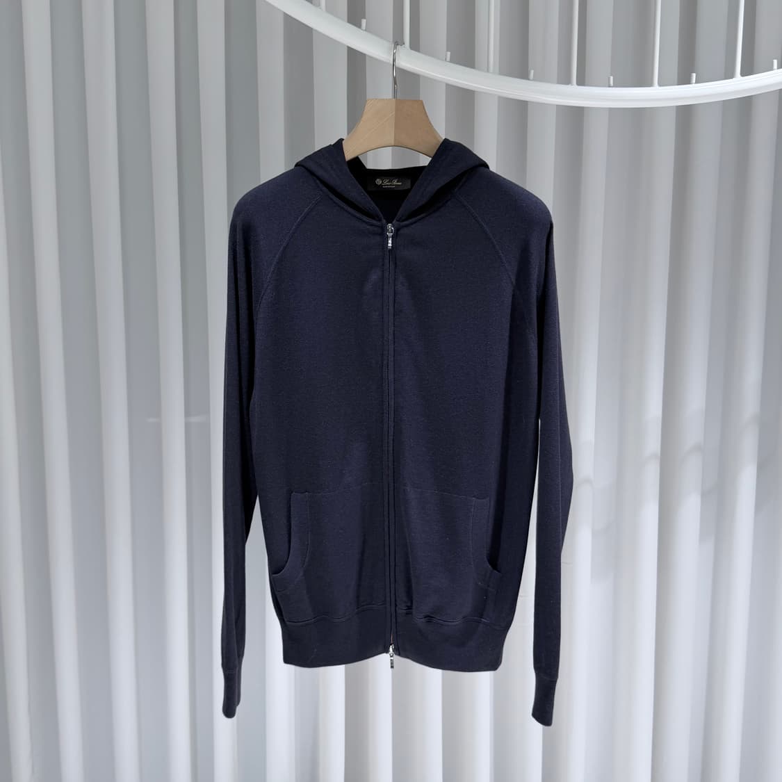 (A+/M) / 로로피아나 실크 캐시미어 네이비 후드집업 팬츠 셋업 상품이미지2