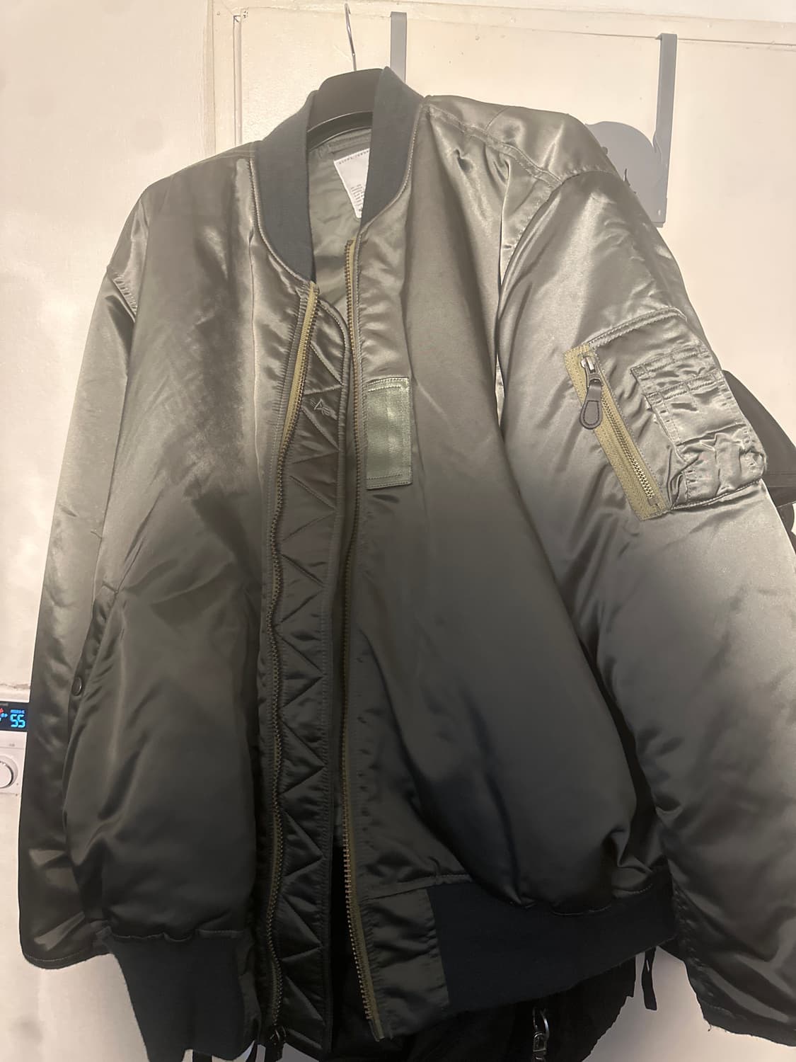 알파인더스트리 1960s ma-1 플라이트 자켓 필드 그레이 상품이미지2