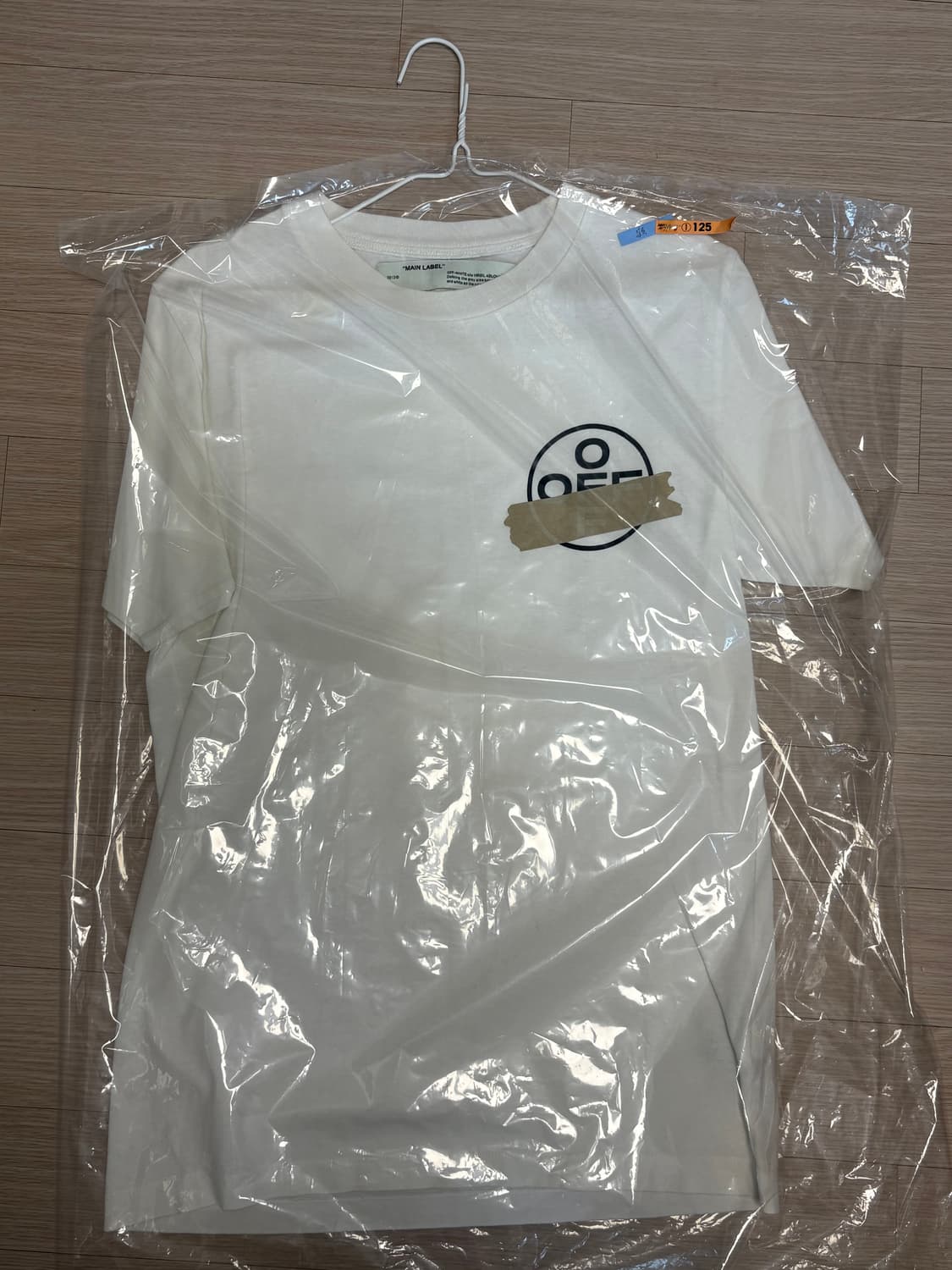 오프화이트 남성 반팔 티셔츠 S 상품이미지2