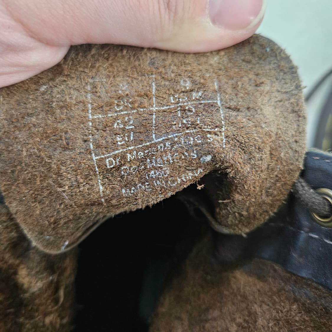 [9] 닥터마틴 8홀 컴뱃 워커 부츠 0120Y2 상품이미지10