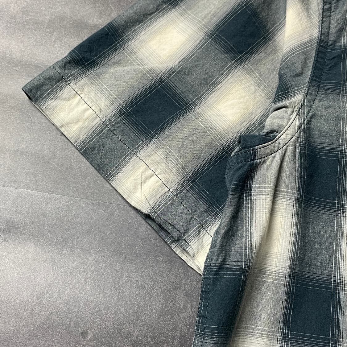 CARHARTT 칼하트 블루 체크 다운버튼 반팔 워크 셔츠 A00989 상품이미지6