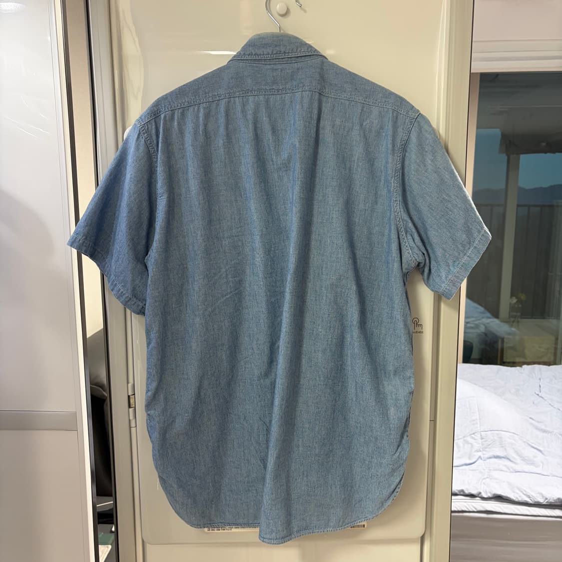 오어슬로우 빈티지핏 샴브레이 반팔셔츠 판매 상품이미지2