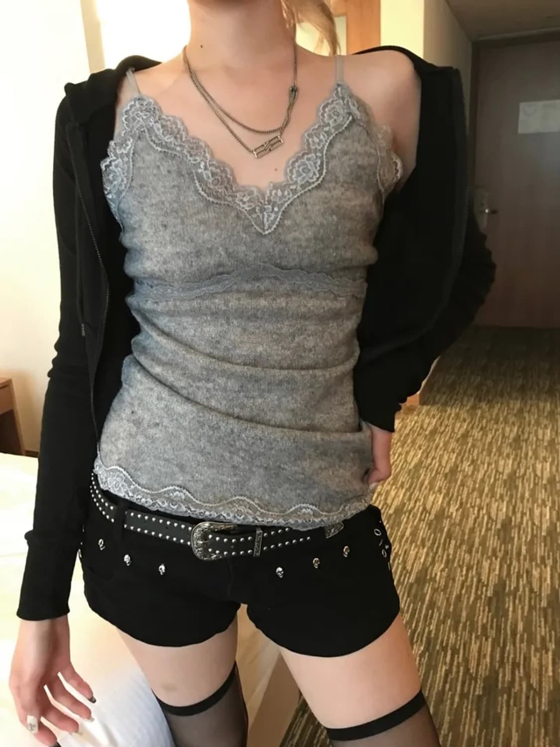 쿄이 whisper lace sleeveless 레이스 슬리브리스 나시 상품이미지1