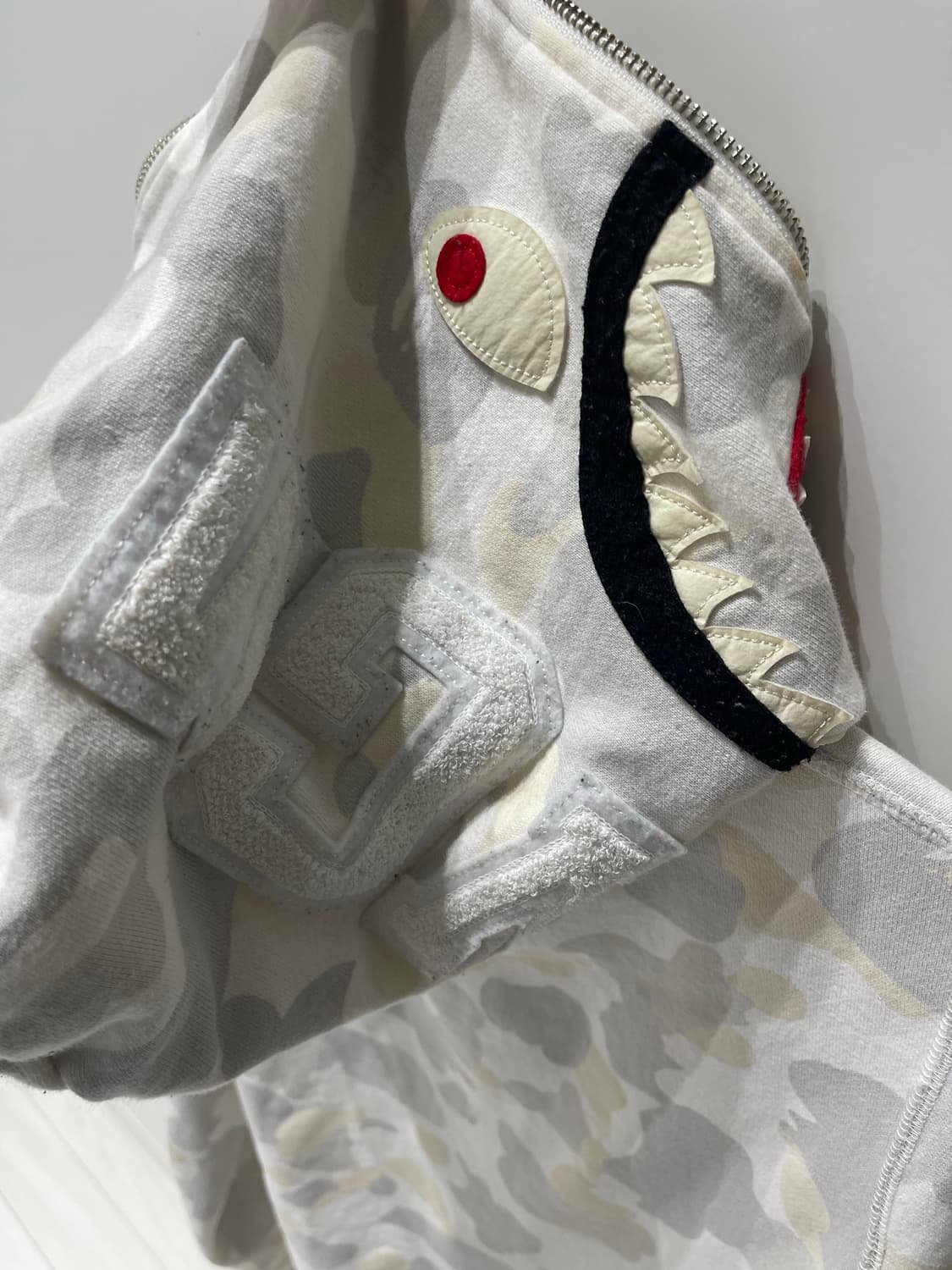 베이프 백계 야광 후드집업 M 상품이미지1