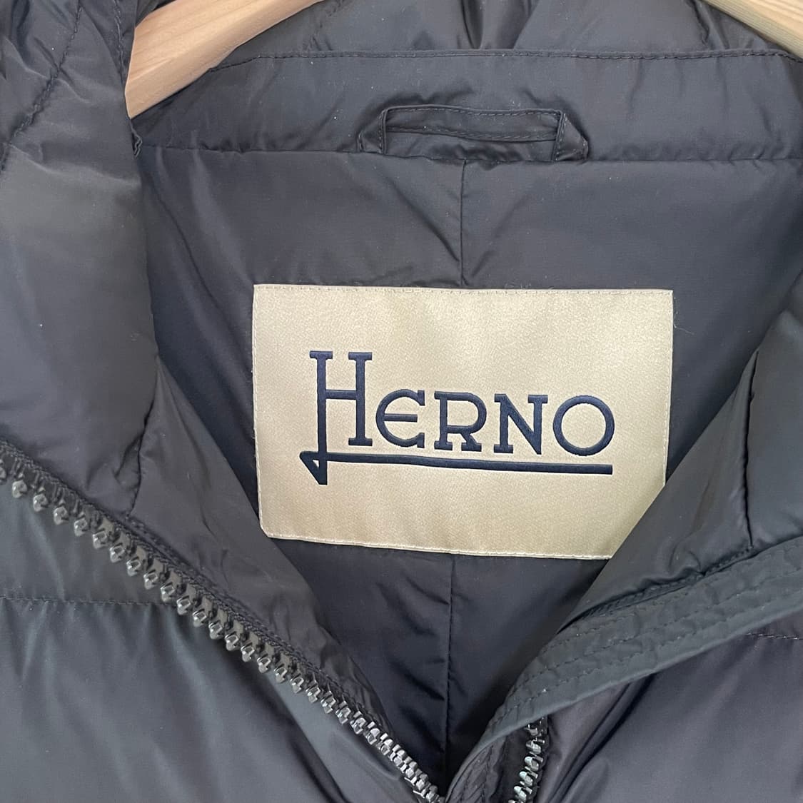 에르노 폴라테크 패딩 38 새제품 (44) 상품이미지9