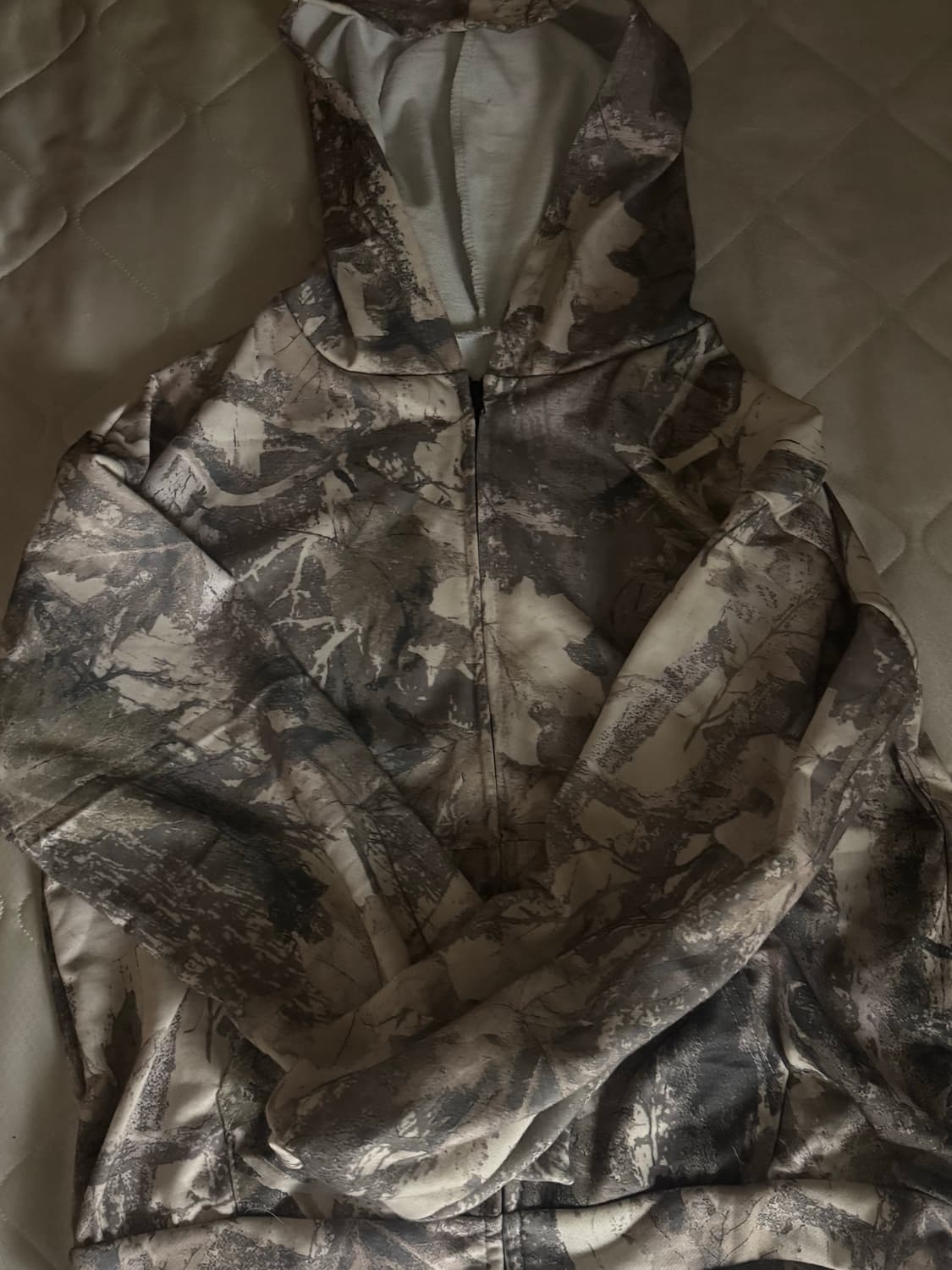 빈티지 카모 패턴 후드 집업 상품이미지1