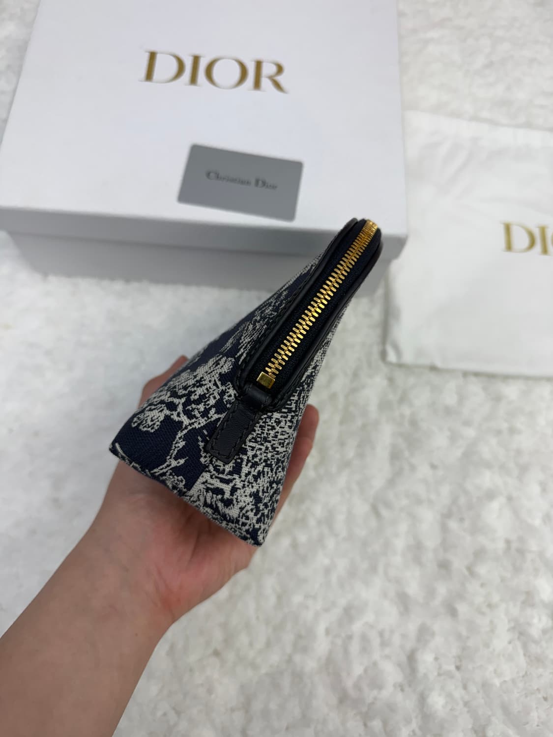 디올 몽테뉴 파우치 상품이미지3