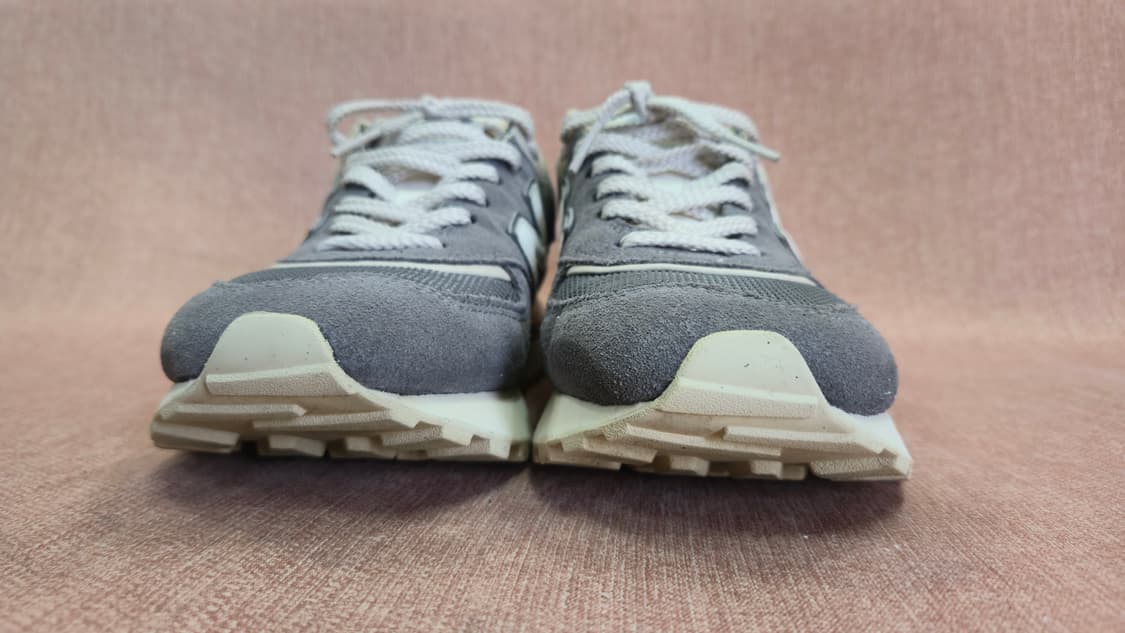 뉴발란스 245mm- 574 그레이 스웨이드 운동화 상품이미지3