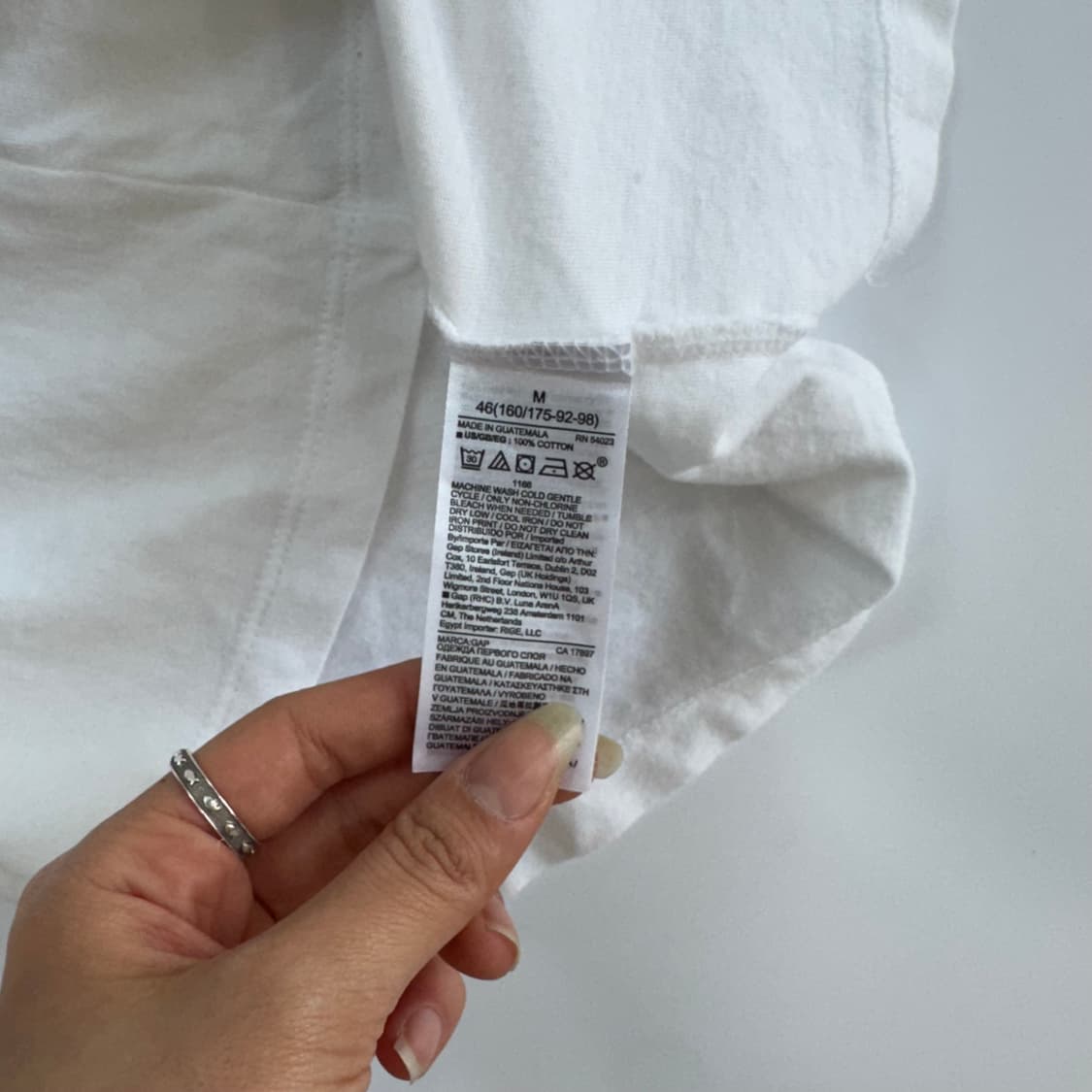 Gap 갭 블랙 로고 화이트 반팔 상품이미지6