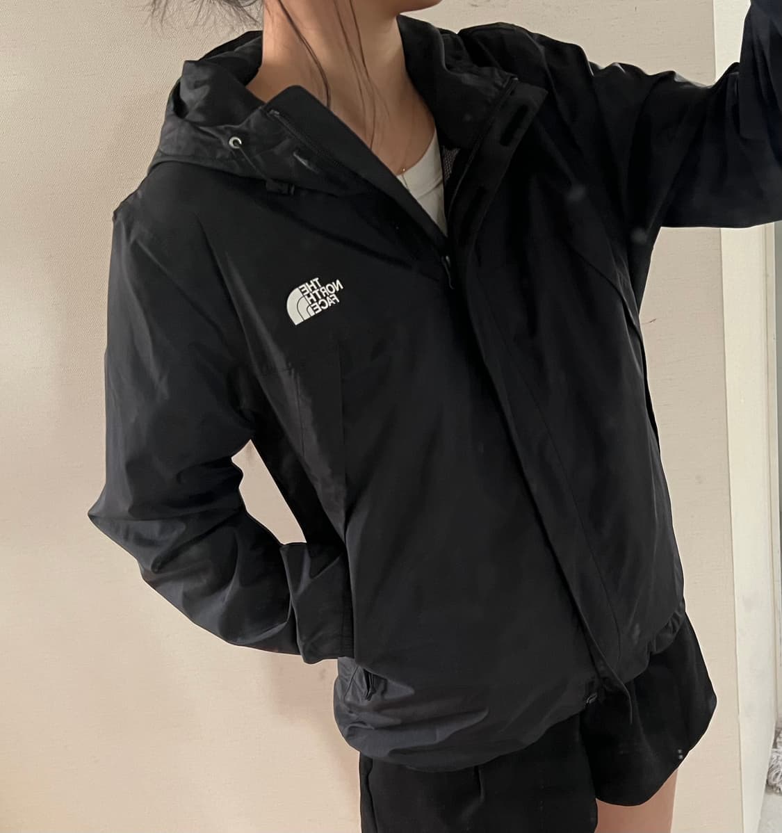 노스페이스 바람막이 우먼 M 상품이미지1