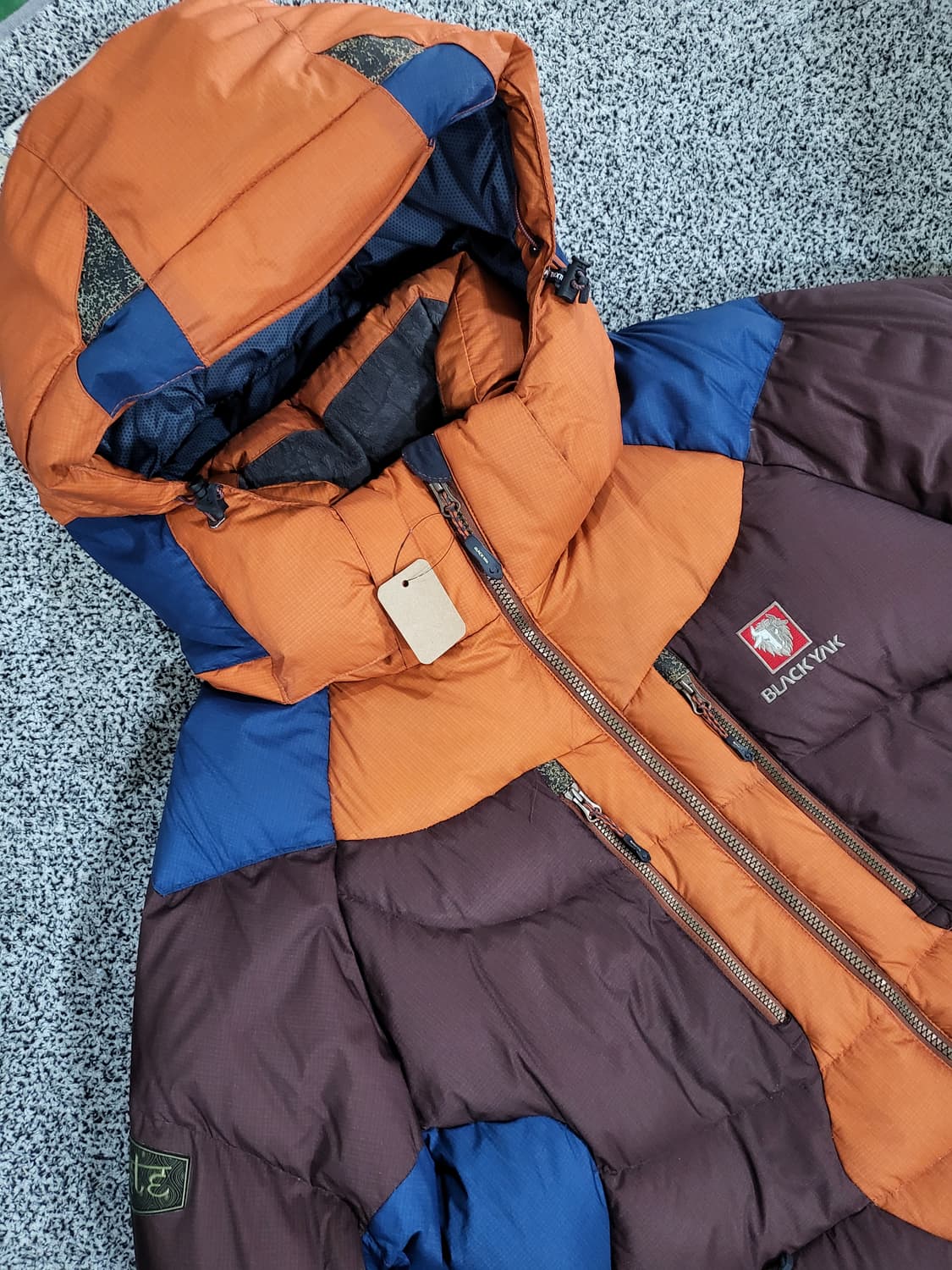 블랙야크 구스다운 자켓 상품이미지2