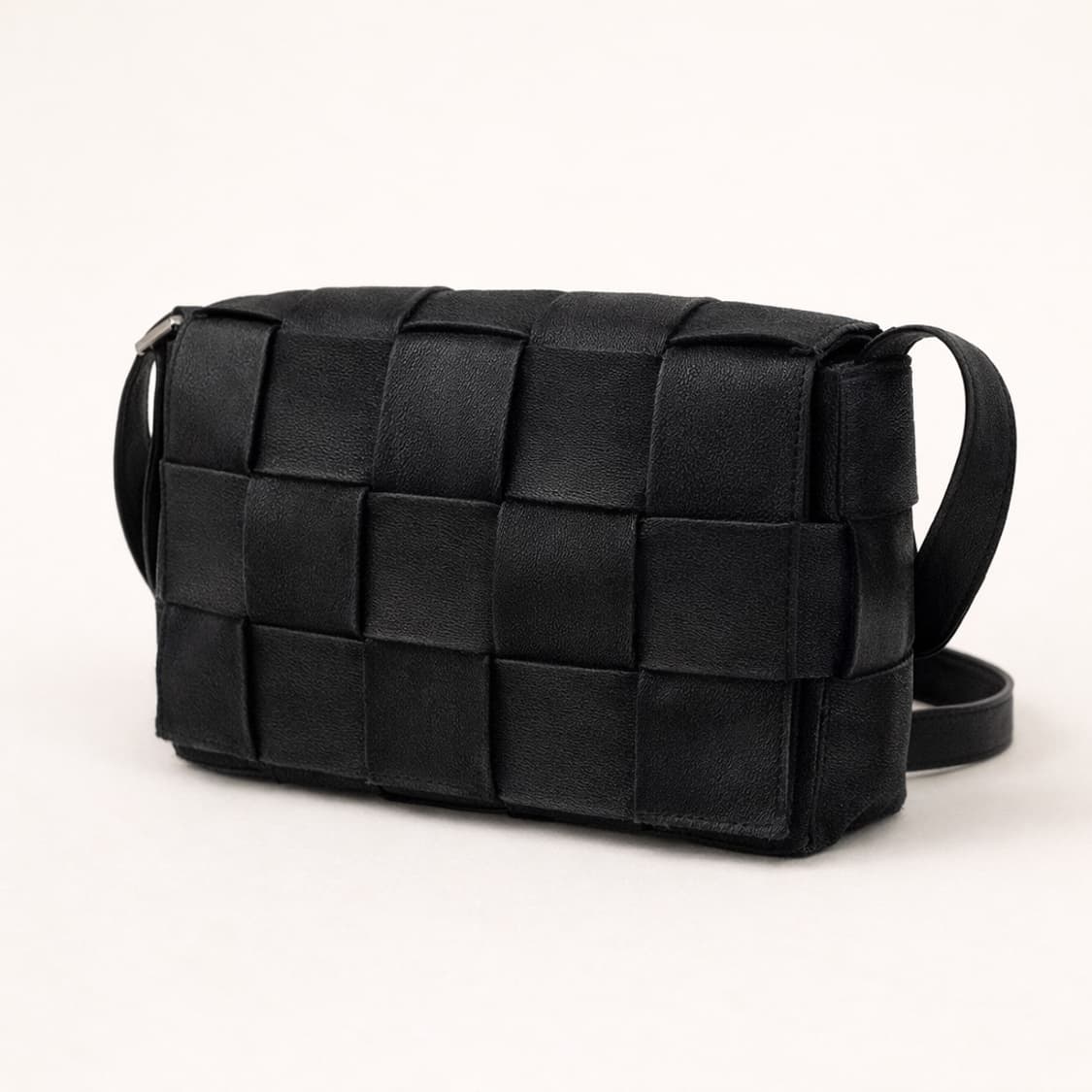 [S급] 보테가베네타 캔버스 카세트백 판매합니다!!! 상품이미지1