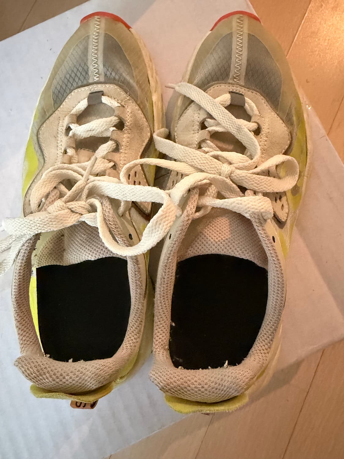 아크네스튜디오 스니커즈 37 상품이미지1