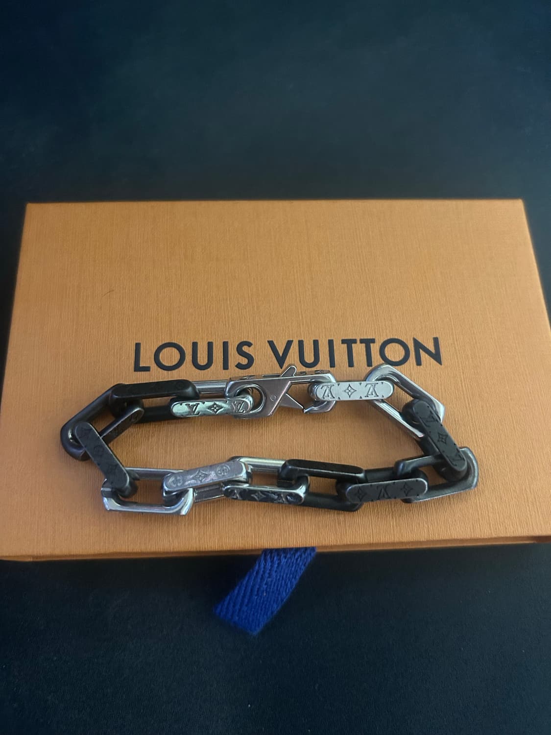 루이비통 모노그램 체인 팔찌 블랙 실버 상품이미지1