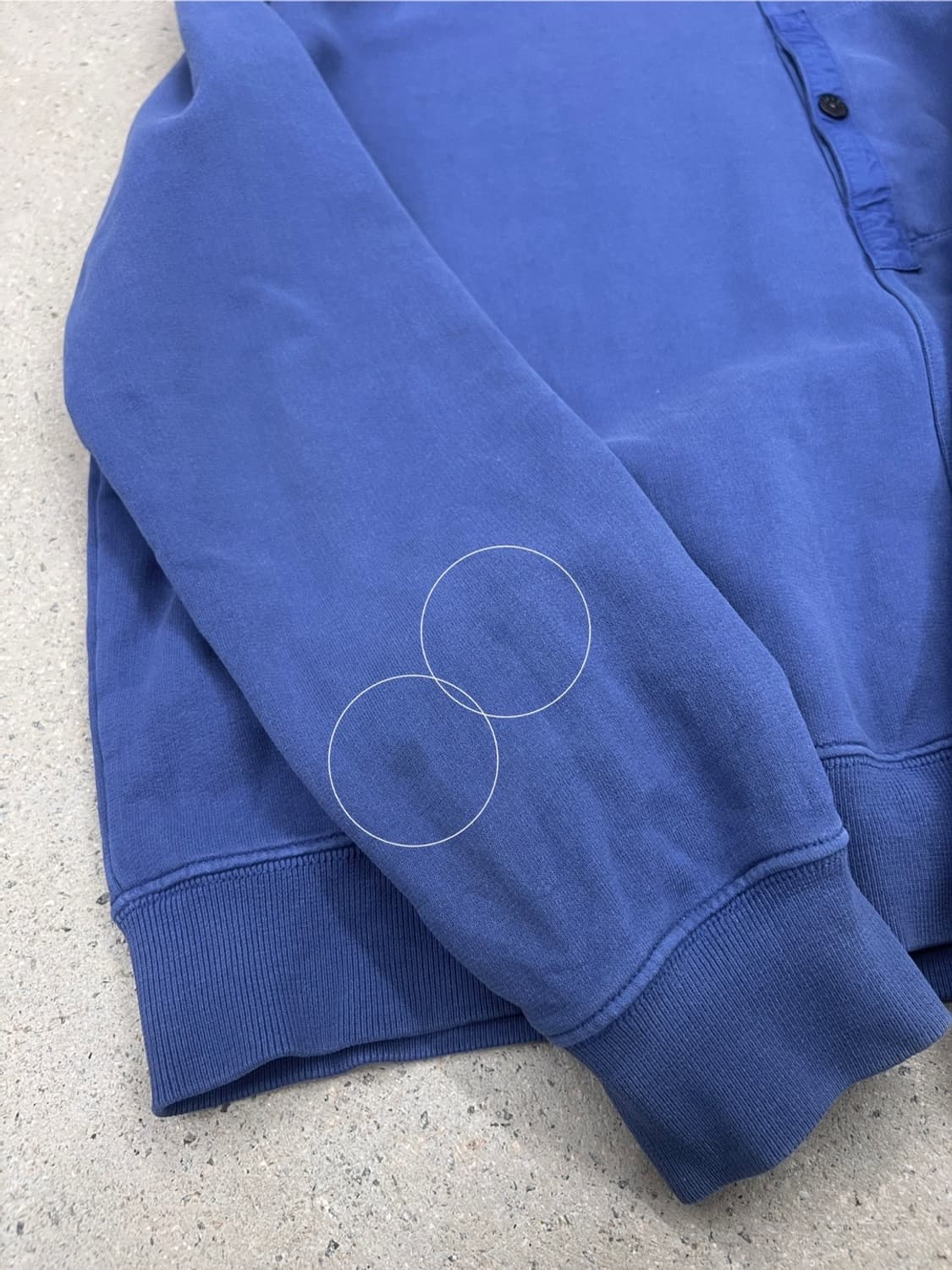 스톤아일랜드 와펜 블루 포켓 맨투맨 상품이미지10