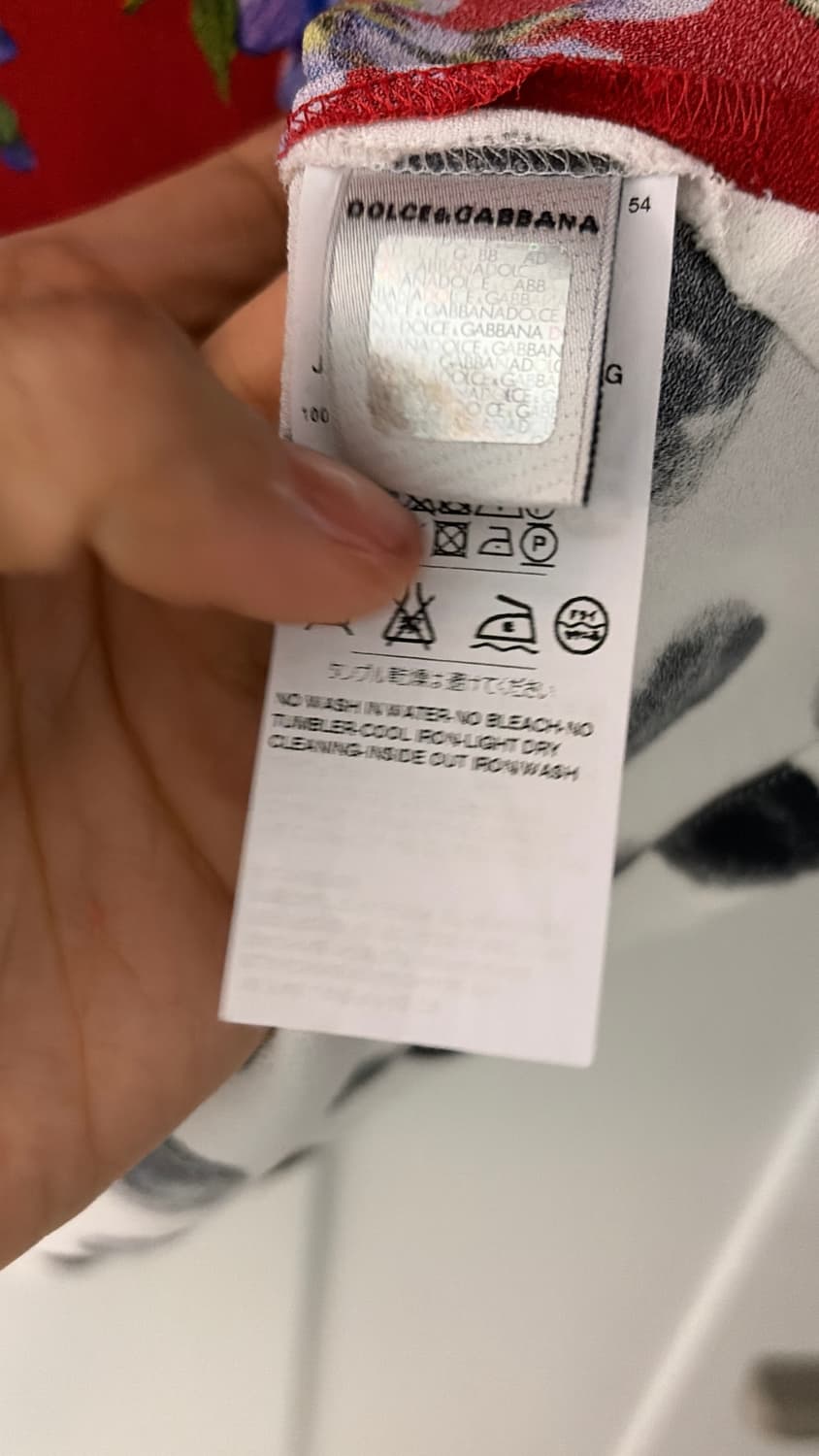 돌체앤가바나 플라워 패턴 블라우스 44,마른55 정품 상품이미지4
