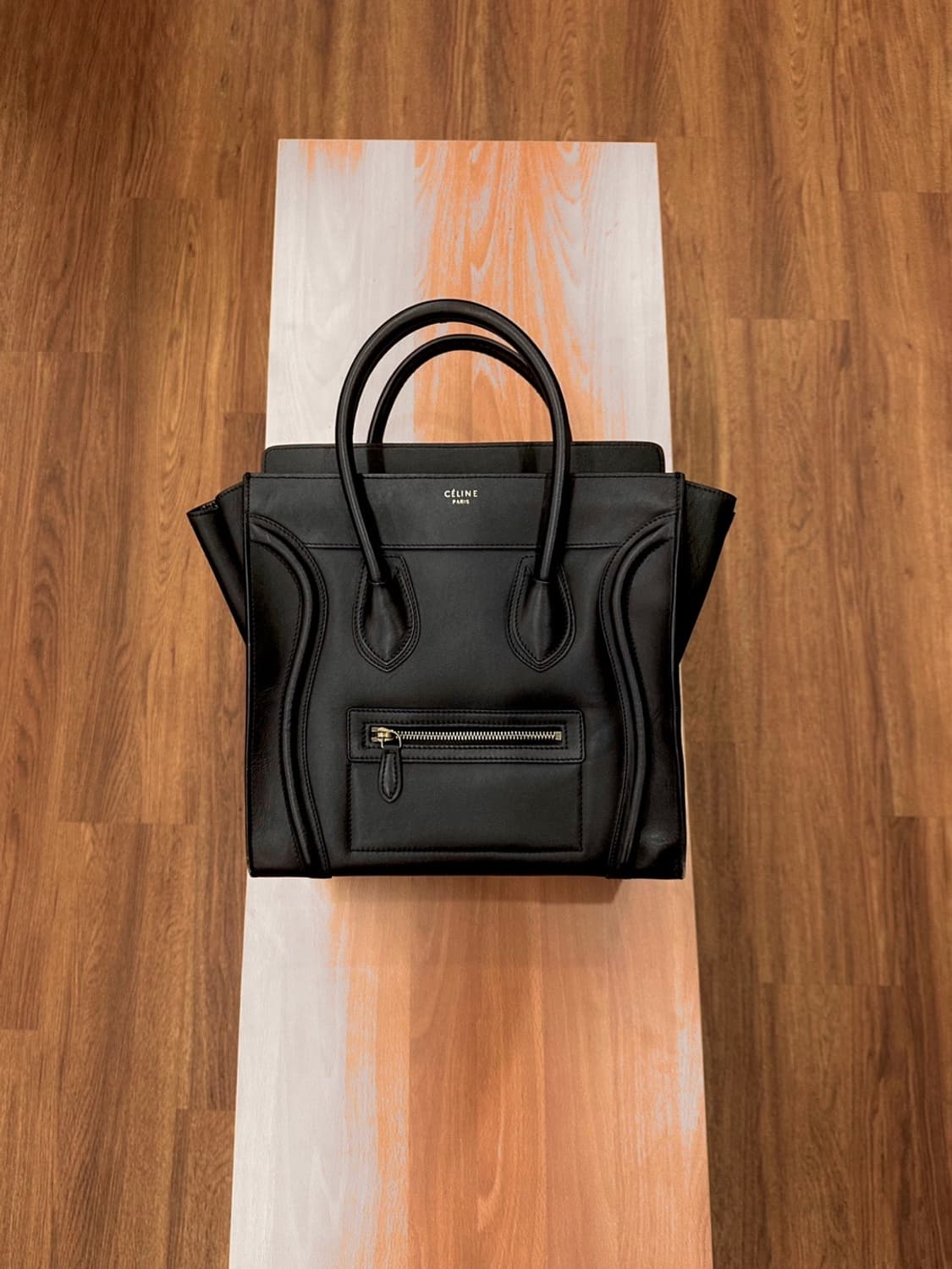 셀린느 러기지 미니 카프스킨 토트백 골드지퍼 블랙 상품이미지1